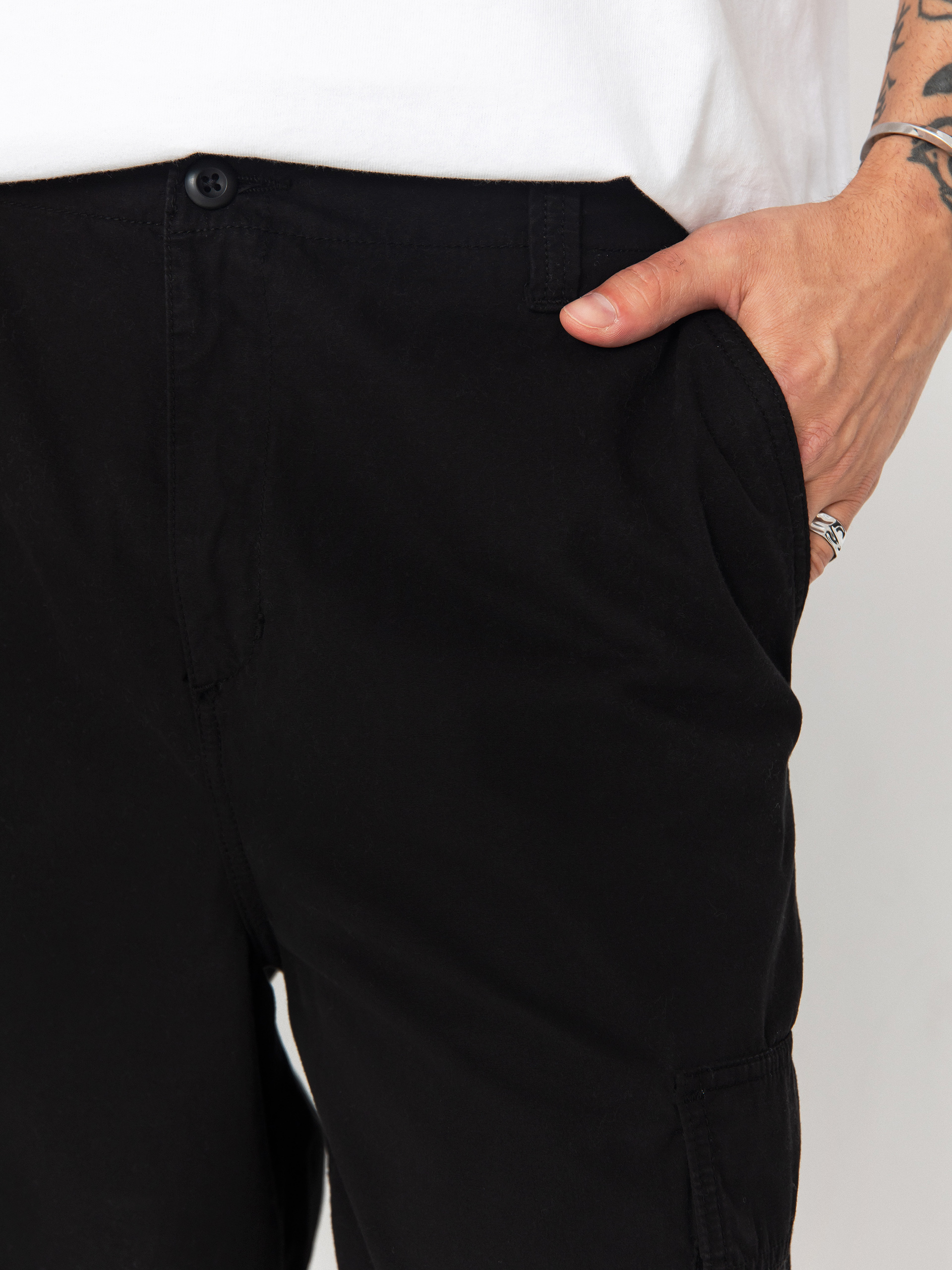 Spodnie Carhartt WIP Kade Cargo (black/garment dyed)