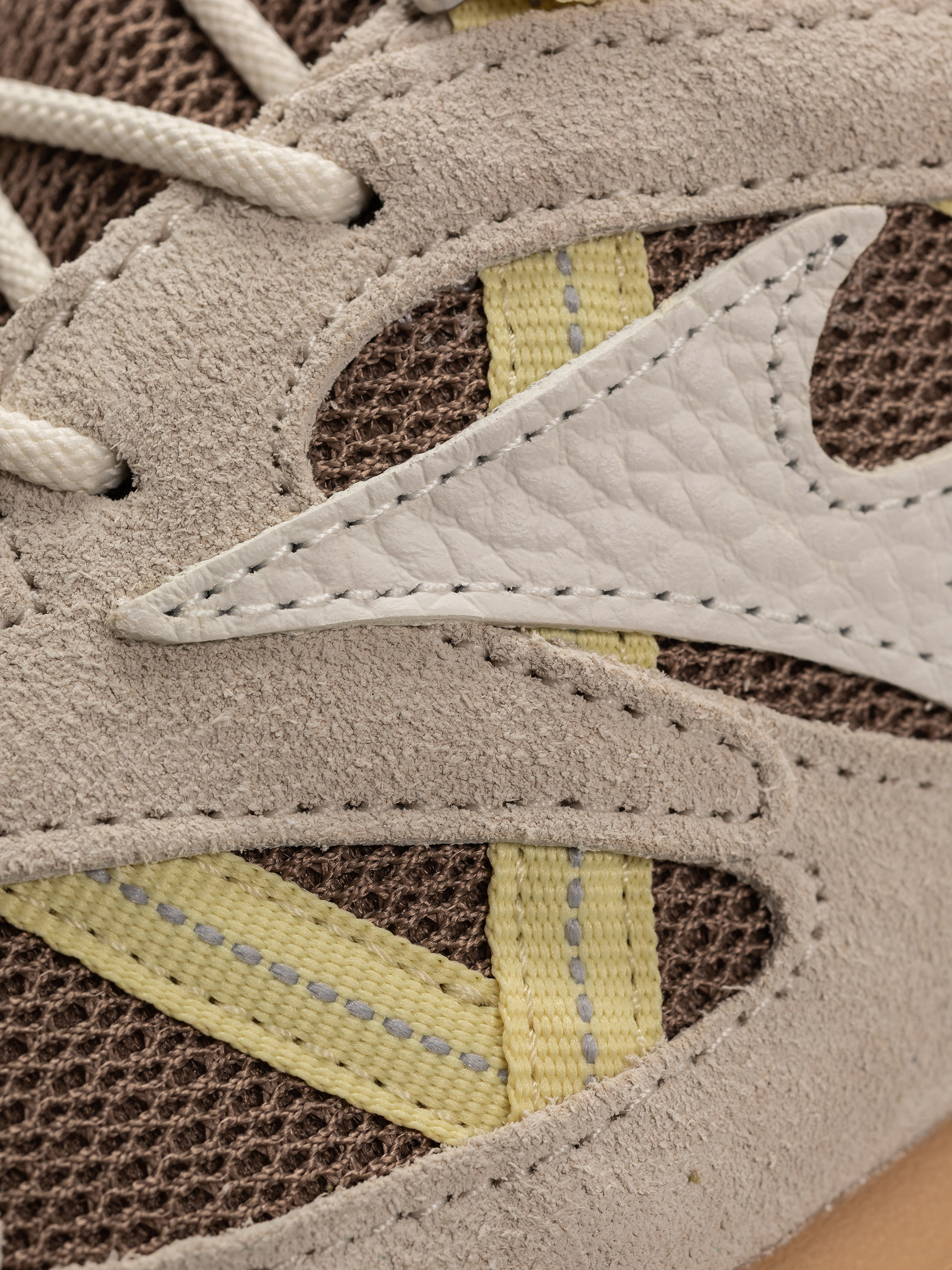 Buty Mizuno Wave Mujin TL (fossil/snow white/summer sand)