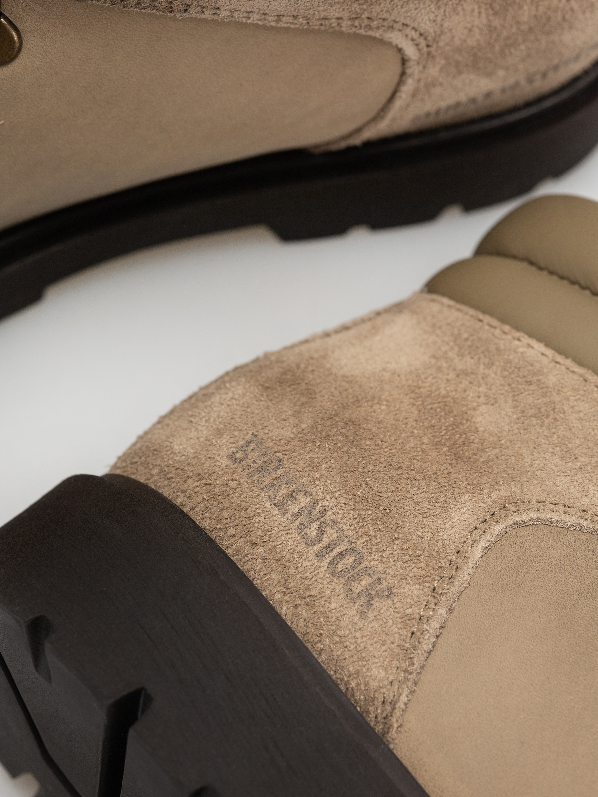 Buty Birkenstock Jackson 2.0 Narrow Wmn (taupe)