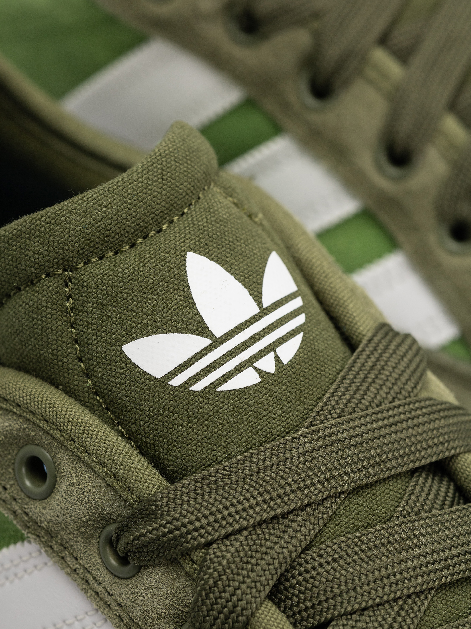 Buty adidas Court Tns Premiere (wilpin/cregrn/ftwwht)