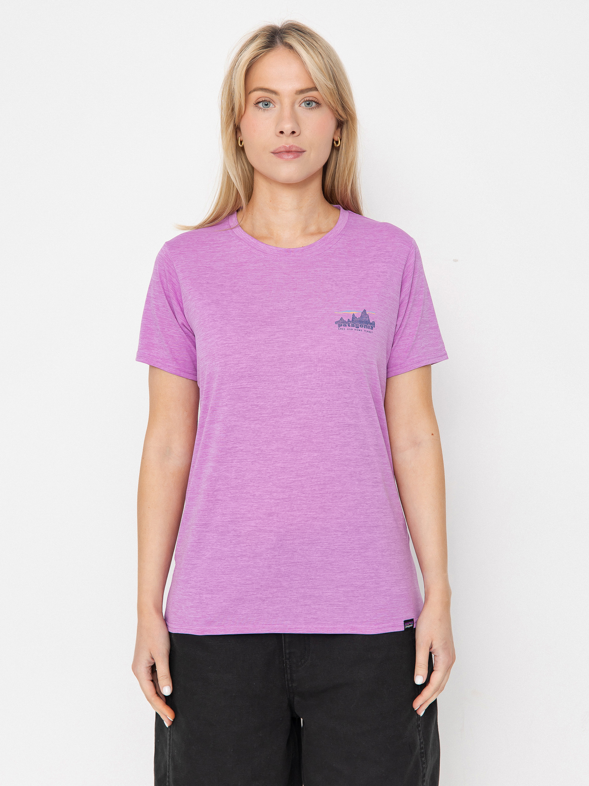T-shirt Patagonia Cap Cool Daily Graphic Wmn (73 skyline brisk purple x-dye)