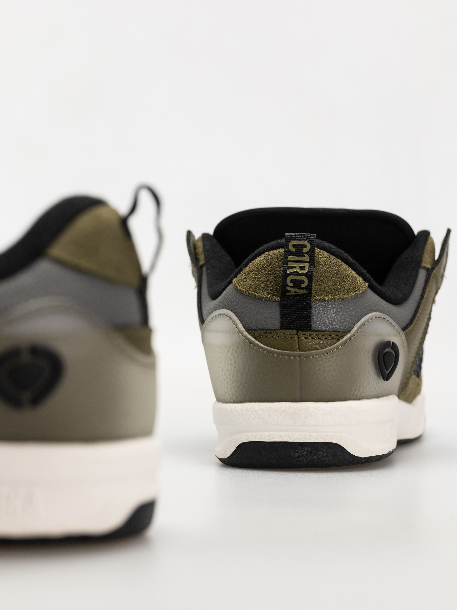 Buty Circa Tave Tt (military/black/white)