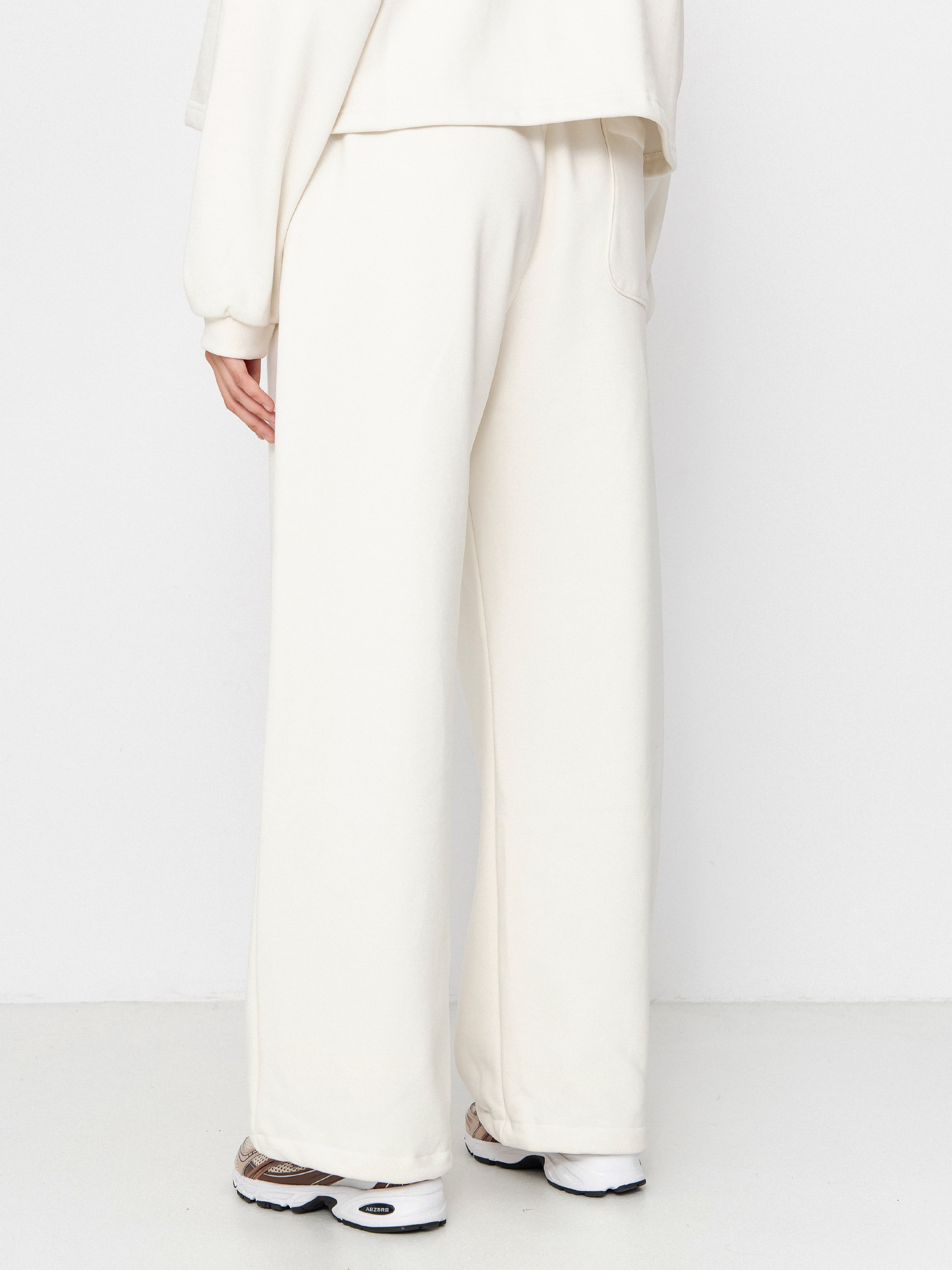 Spodnie The North Face Red Box (white dune)