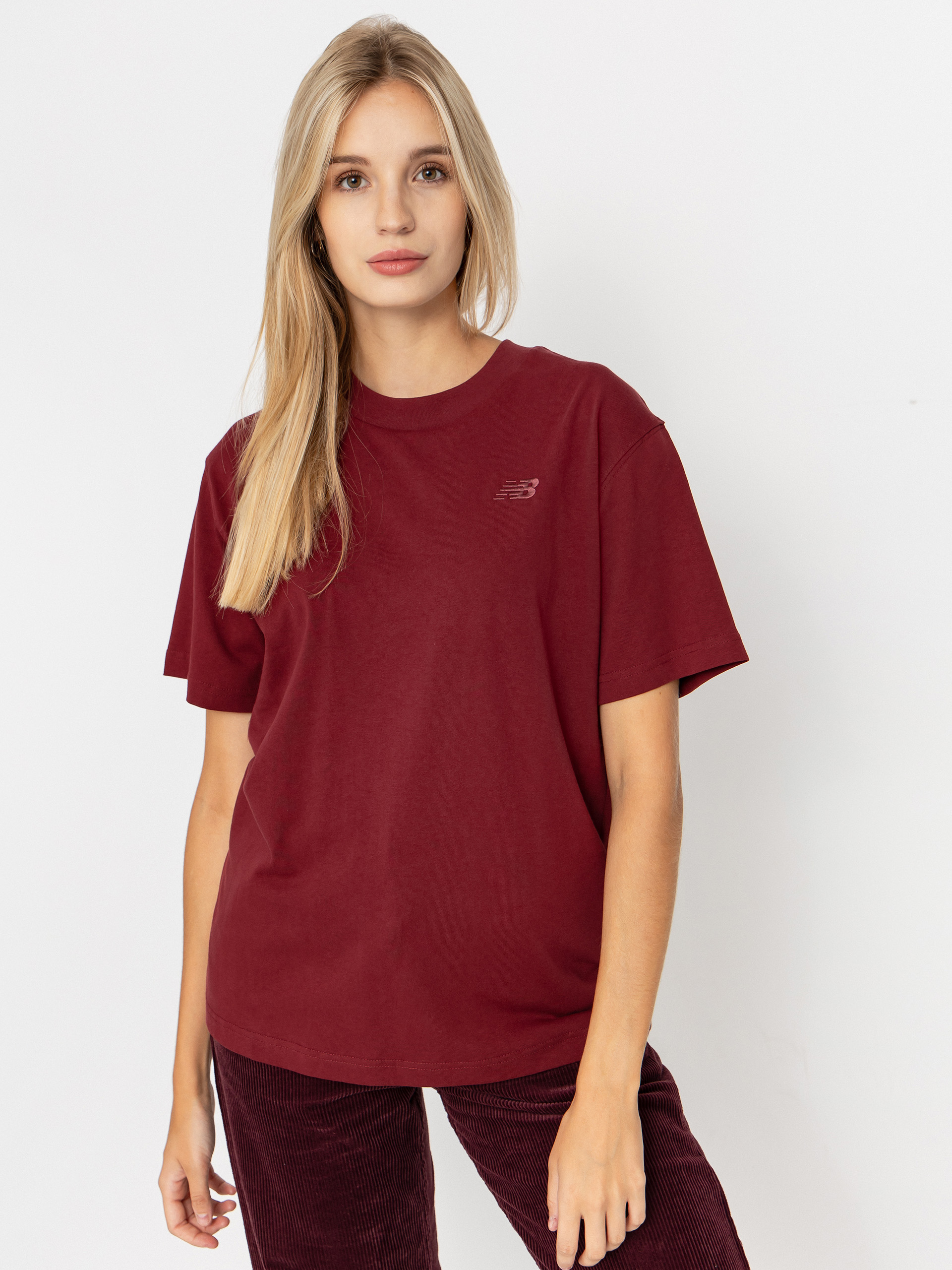 T-shirt New Balance Athletics Jersey Wmn (red)
