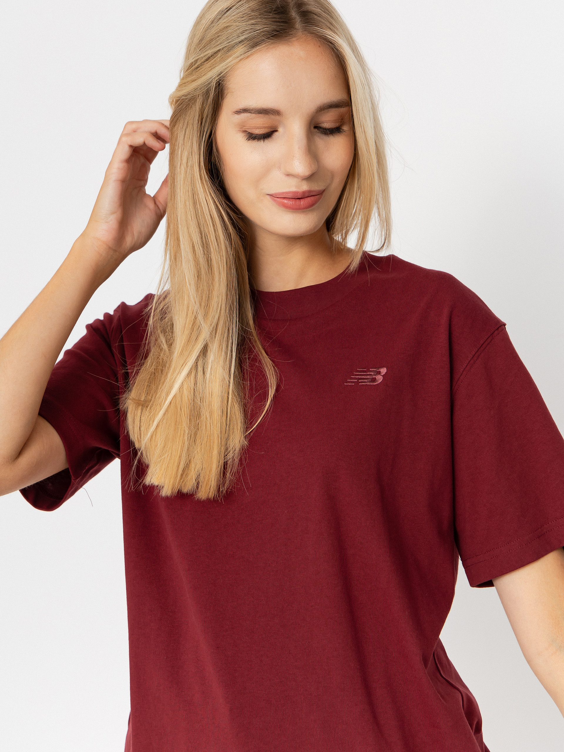 T-shirt New Balance Athletics Jersey Wmn (red)