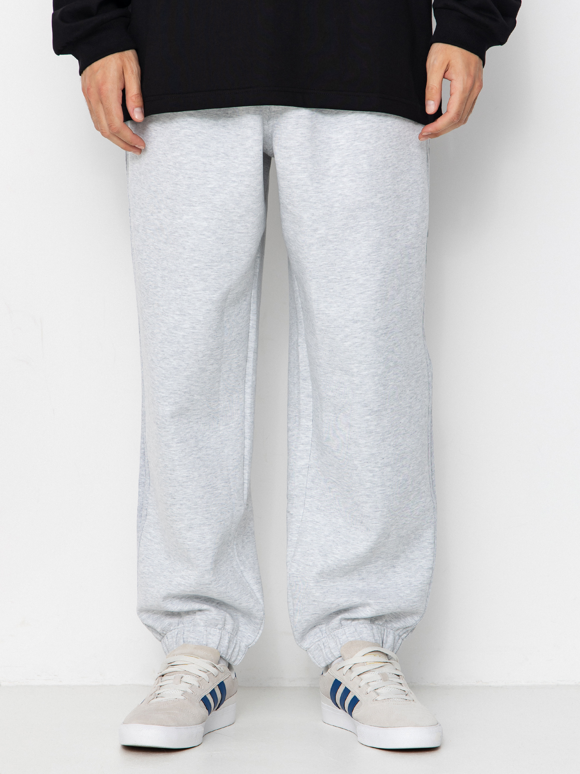 Spodnie adidas Tech Fleece (lgreyh/black)