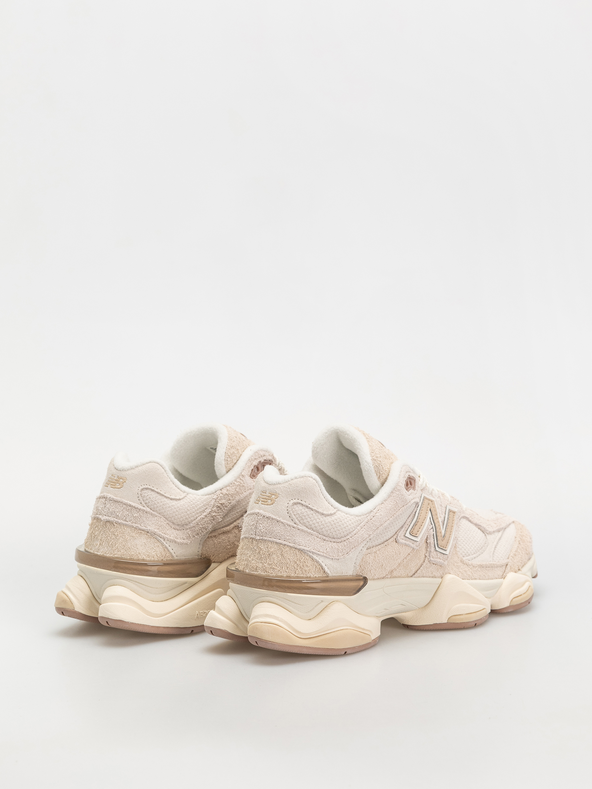 Buty New Balance 9060 (bisque)