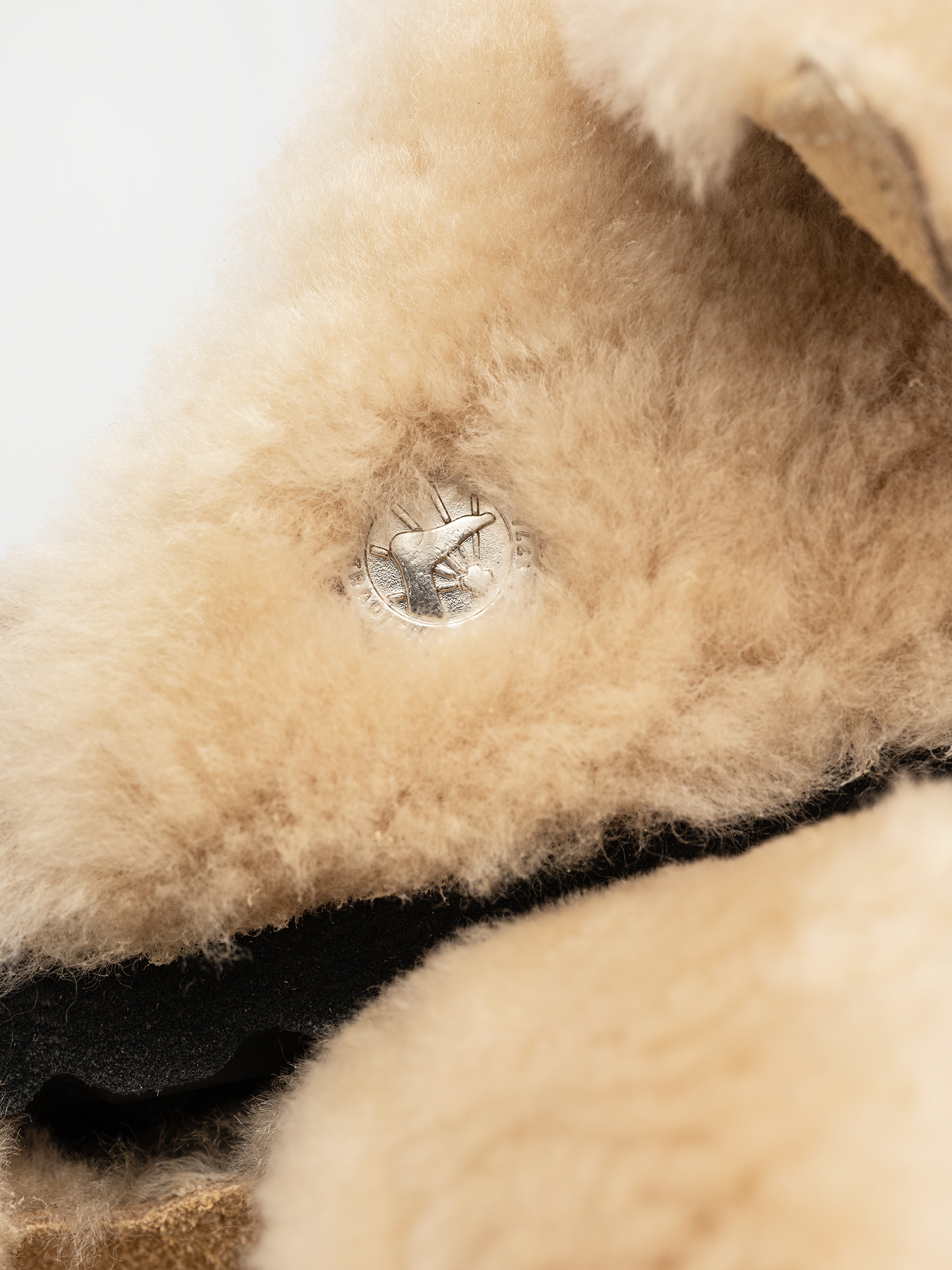 Klapki Birkenstock Arizona Shearling Cover Upper Narrow Wmn (sandcastle)