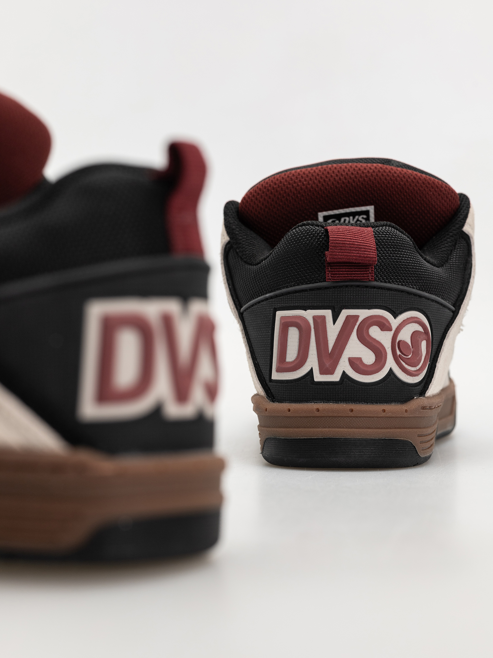 Buty DVS Comanche (slv/gry/blk/ruby wine)