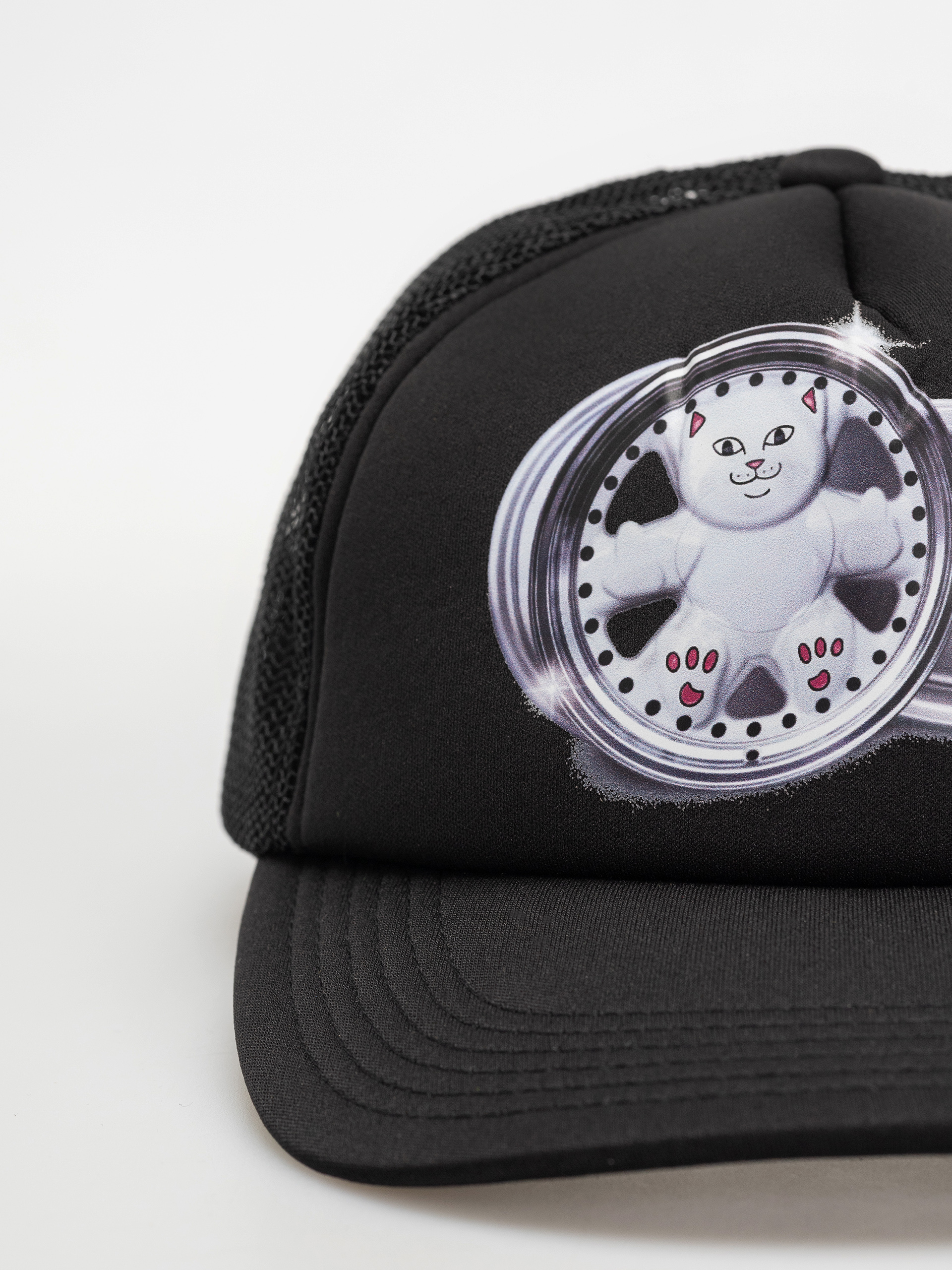 Czapka z daszkiem RipNDip Nerm Wheels Trucker (black)