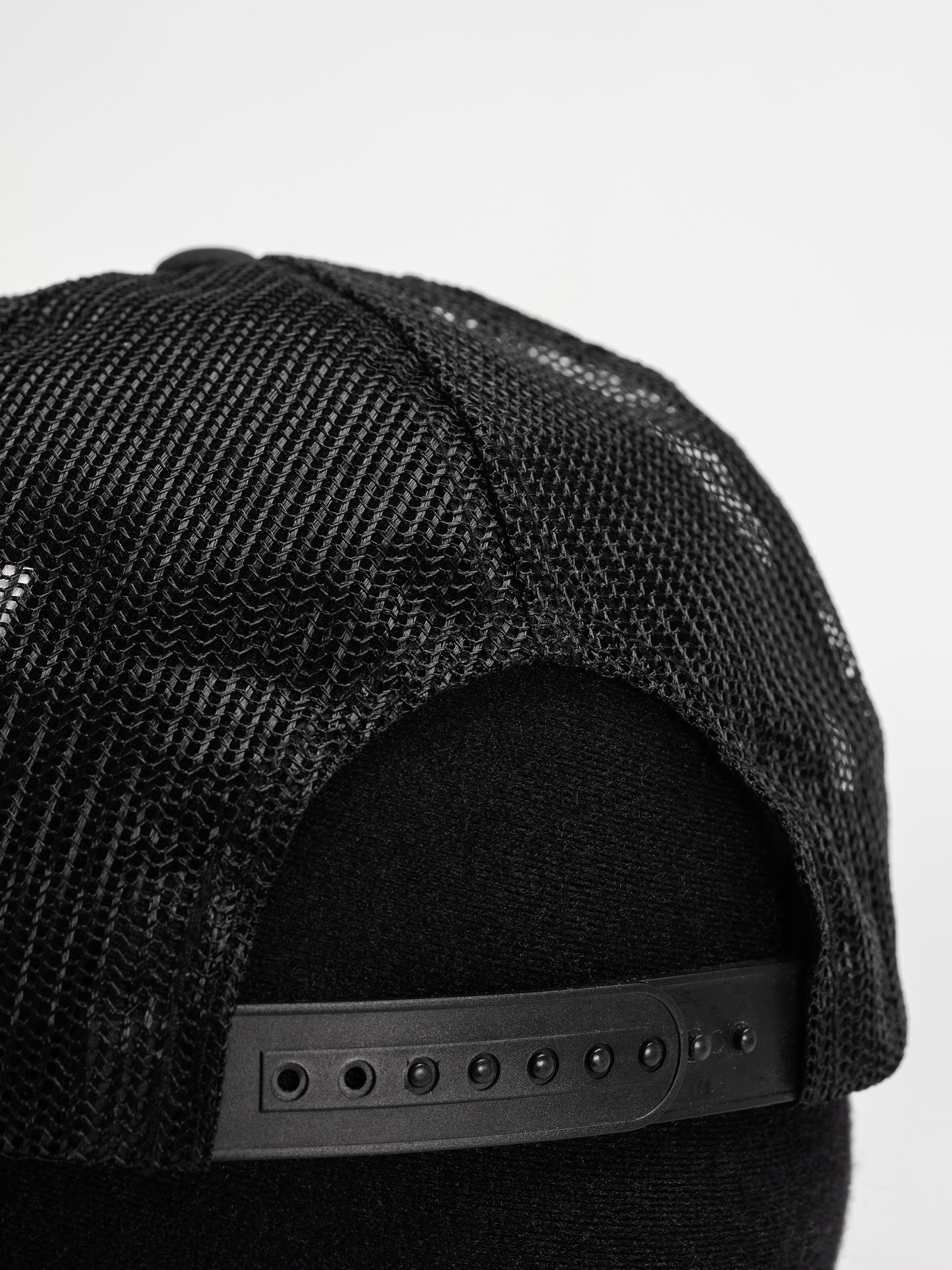 Czapka z daszkiem RipNDip Nerm Wheels Trucker (black)