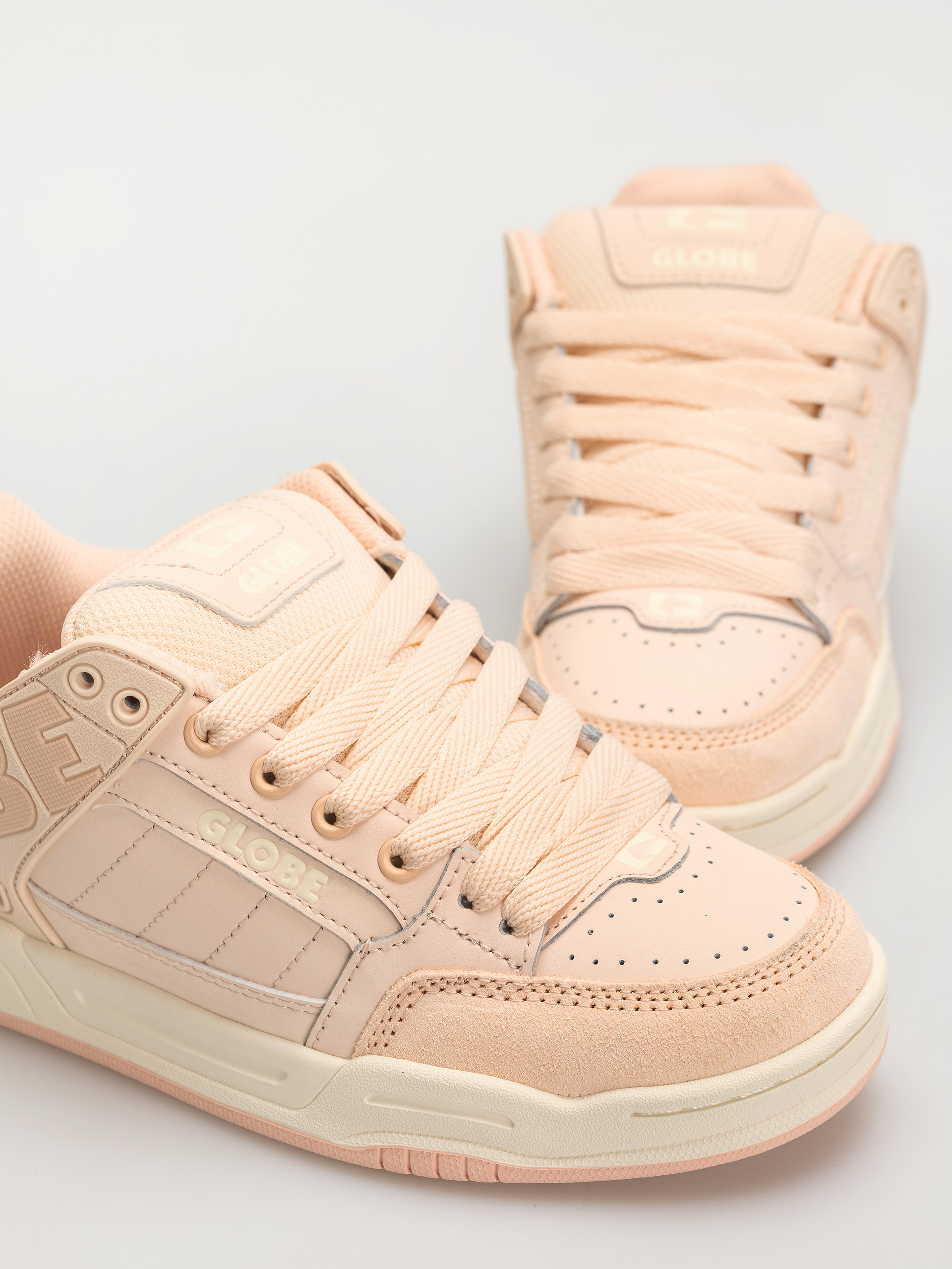 Buty Globe Tilt (peach/cream)