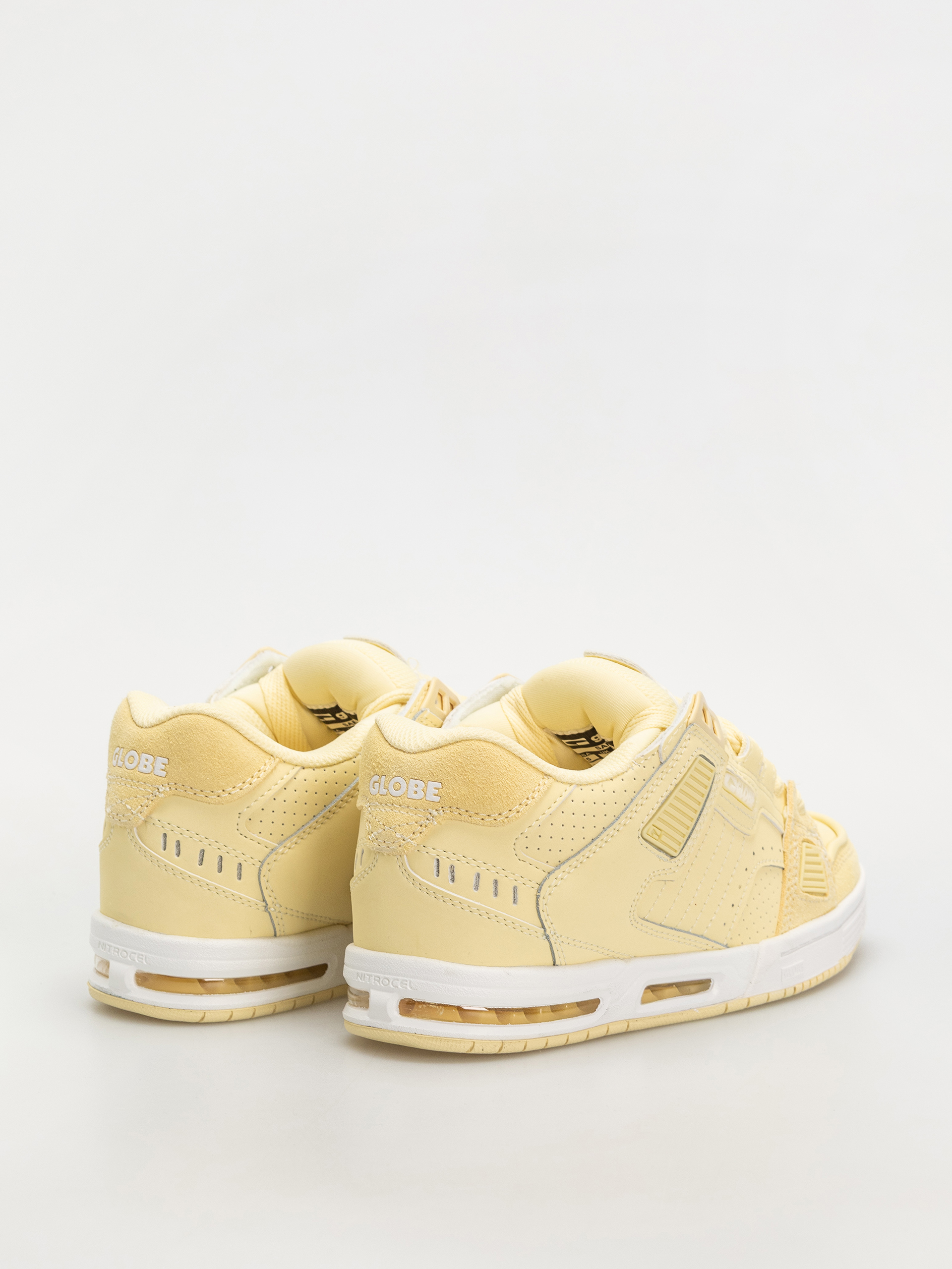 Buty Globe Sabre (butter/cream)