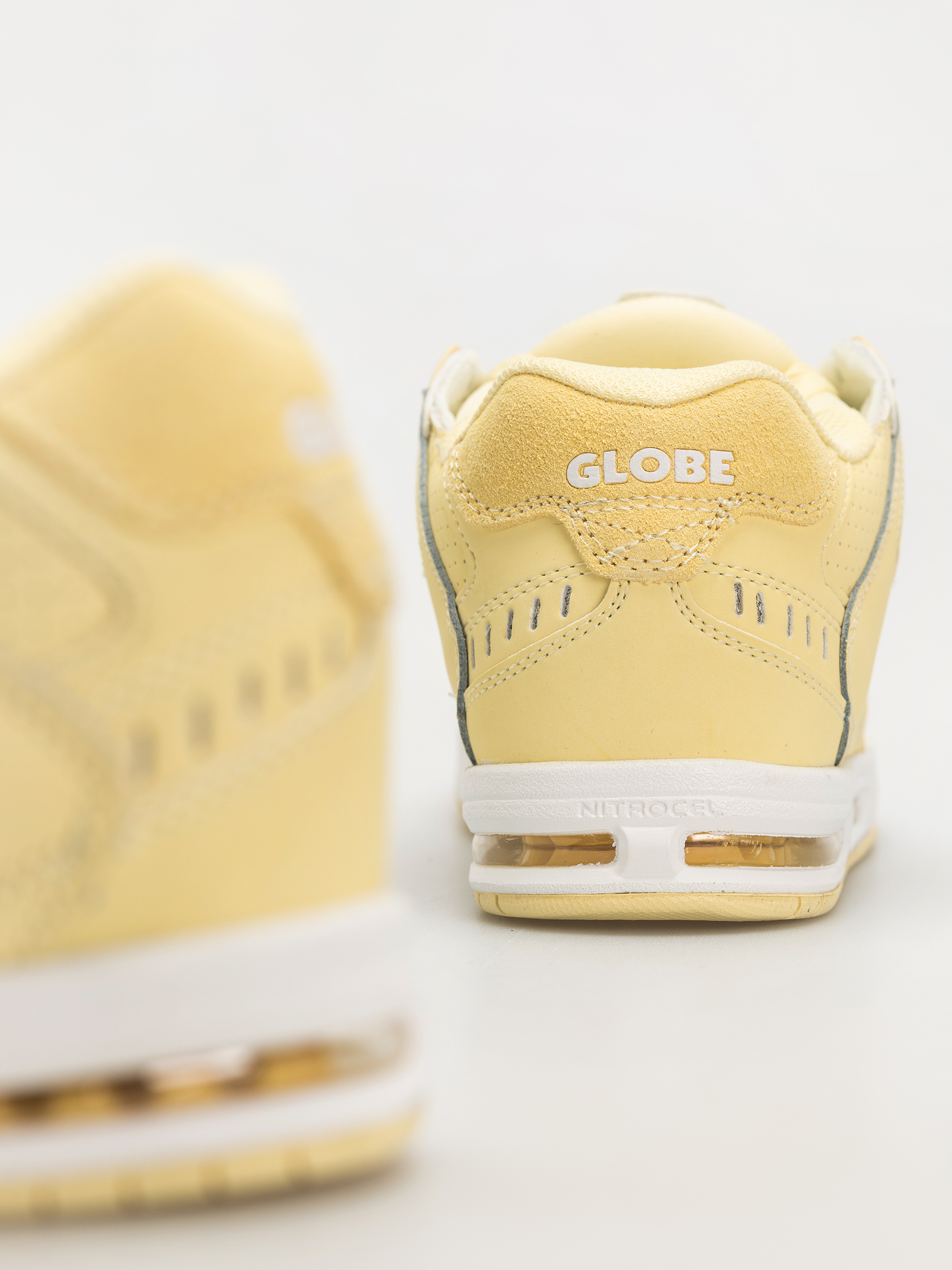 Buty Globe Sabre (butter/cream)