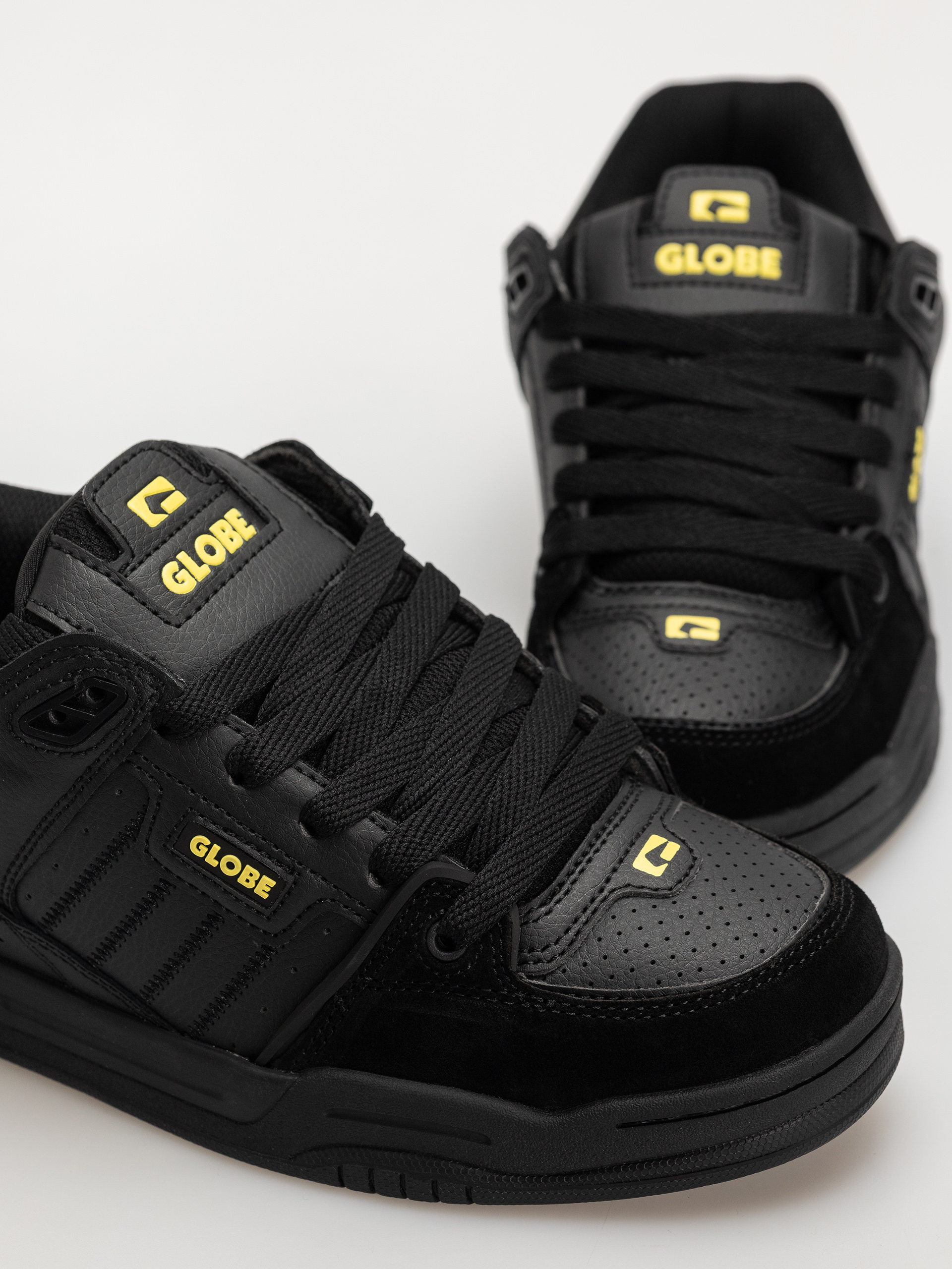 Buty Globe Fusion (onyx/citrus)