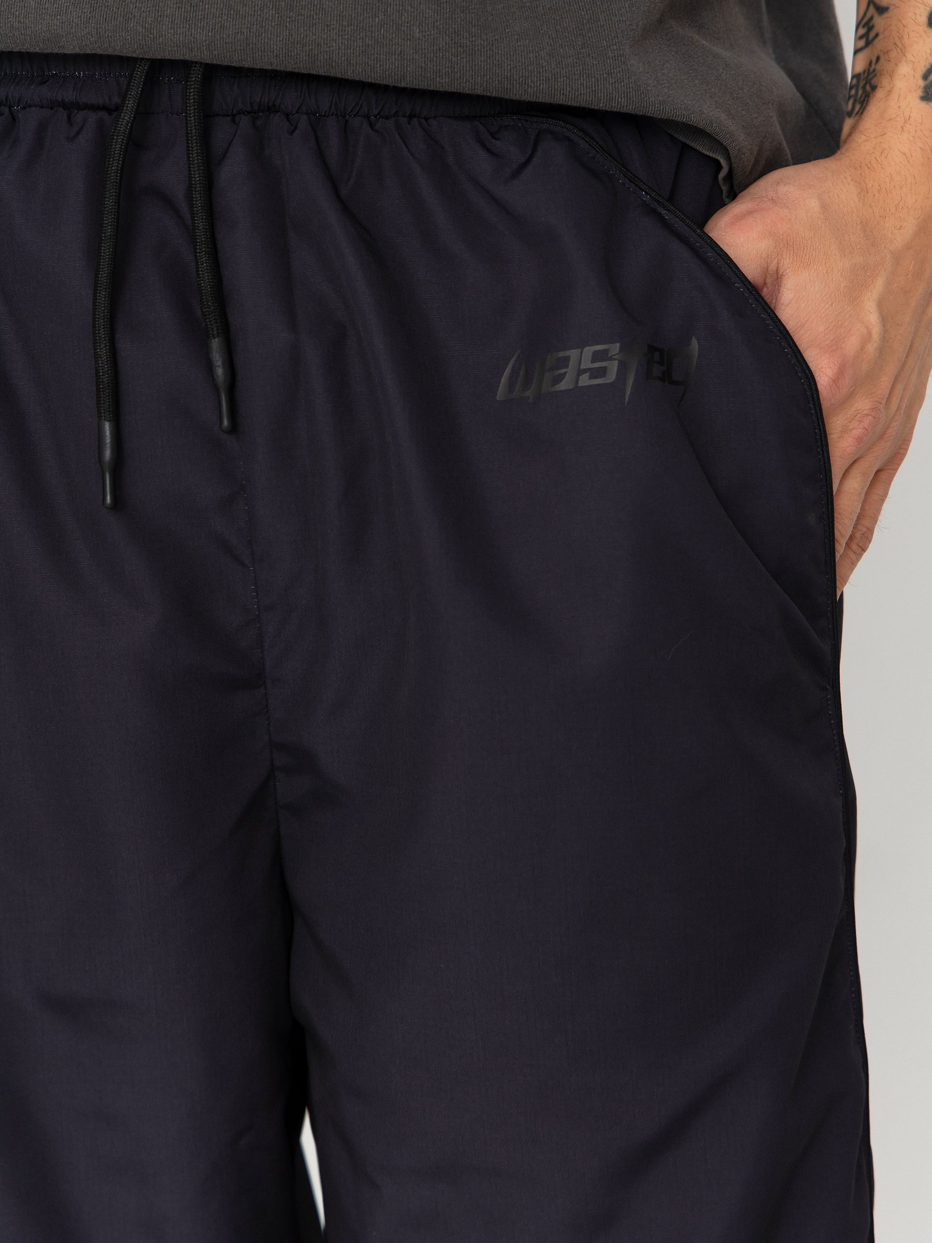 Spodnie Wasted Paris Spine Track (black)