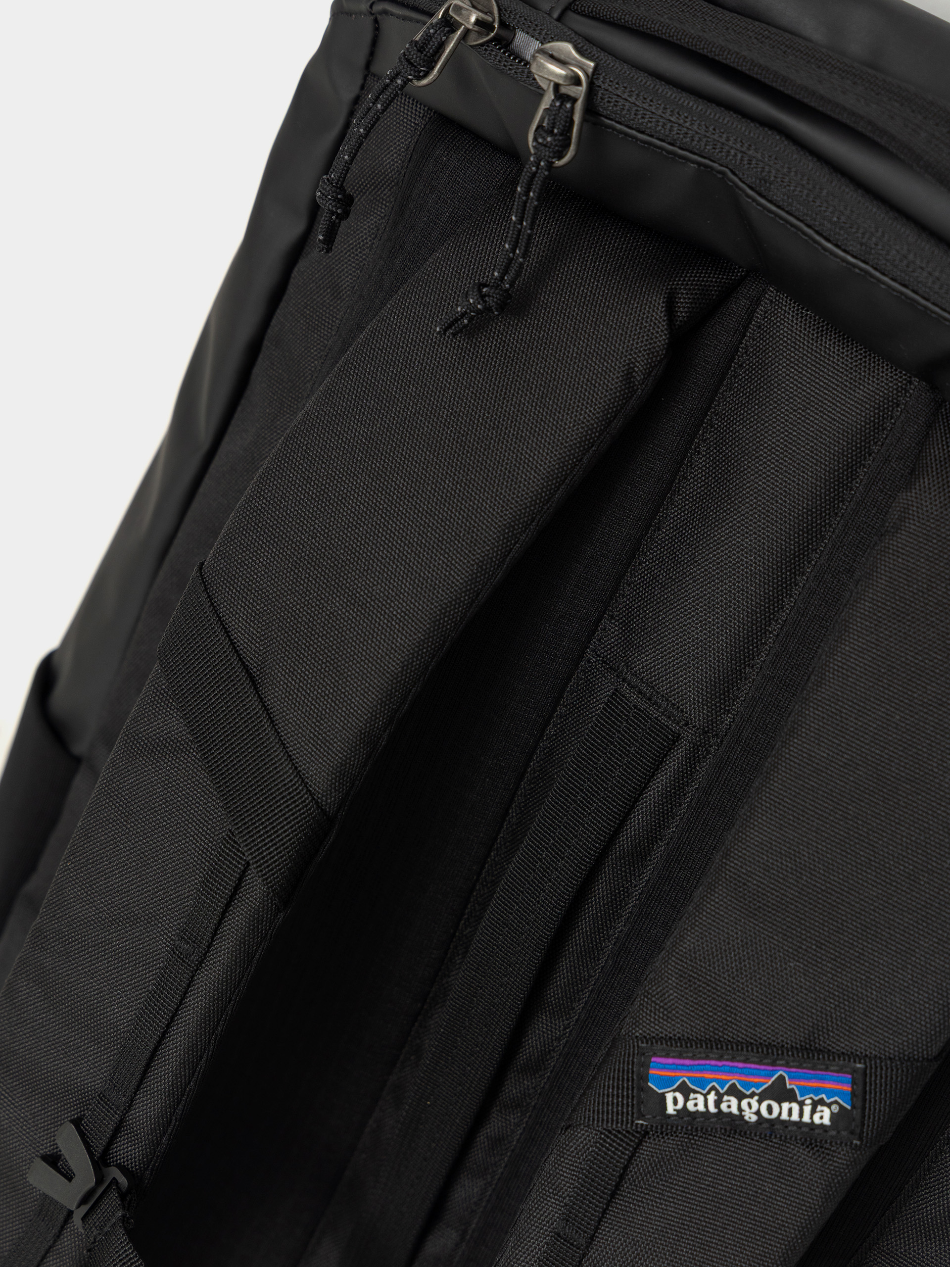 Plecak Patagonia Black Hole Pack 25L (black w/black)