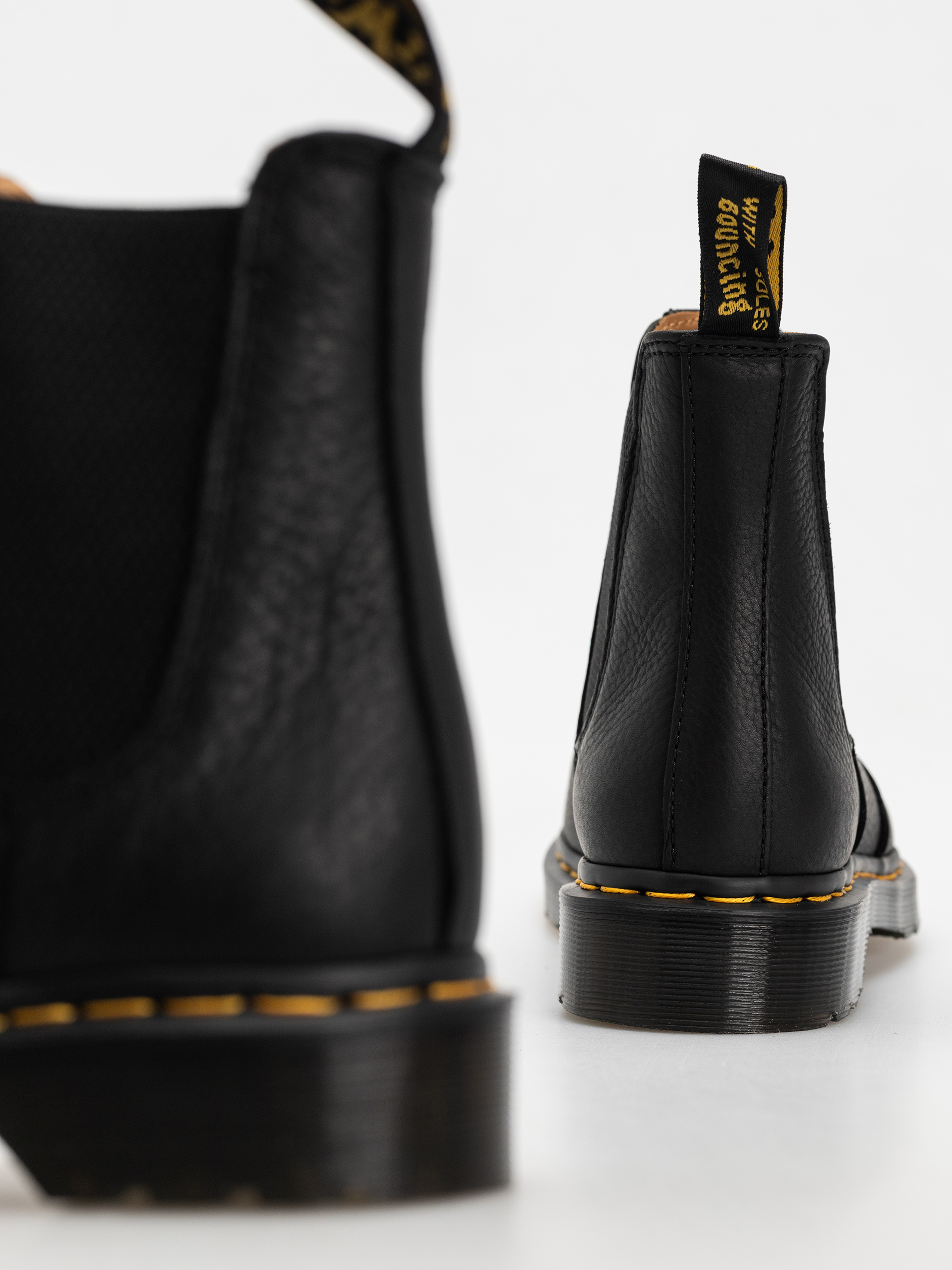 Buty Dr. Martens 2976 Chelsea (black ambassador)