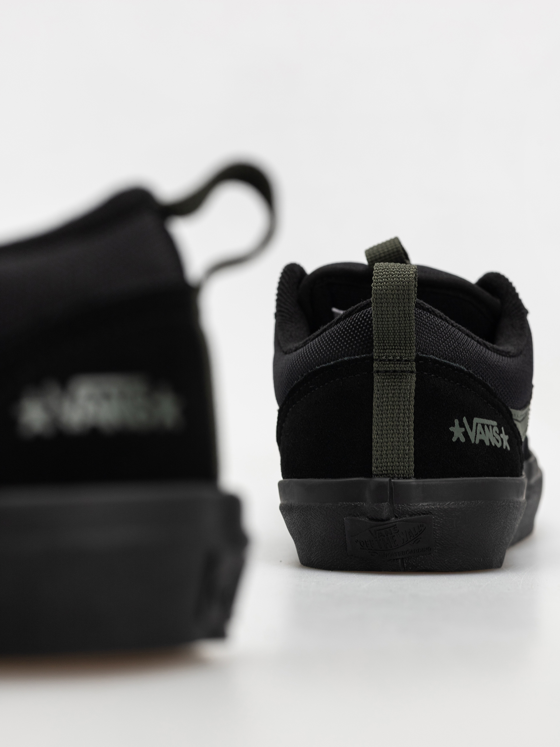 Buty Vans Skate Old Skool 36 + (atiba black/dark green)