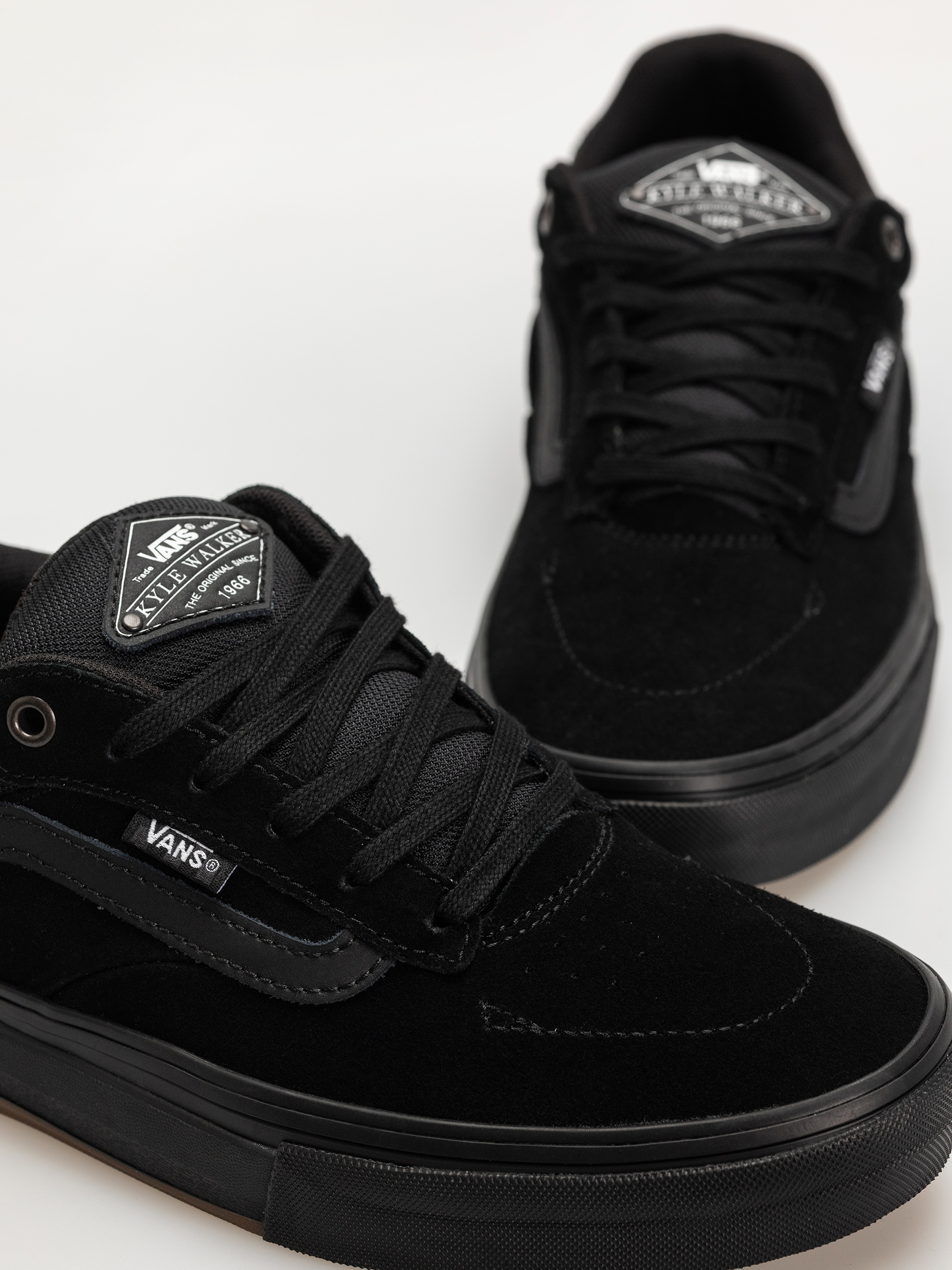 Buty Vans Skate Kyle Walker Wafflecup (blackout)