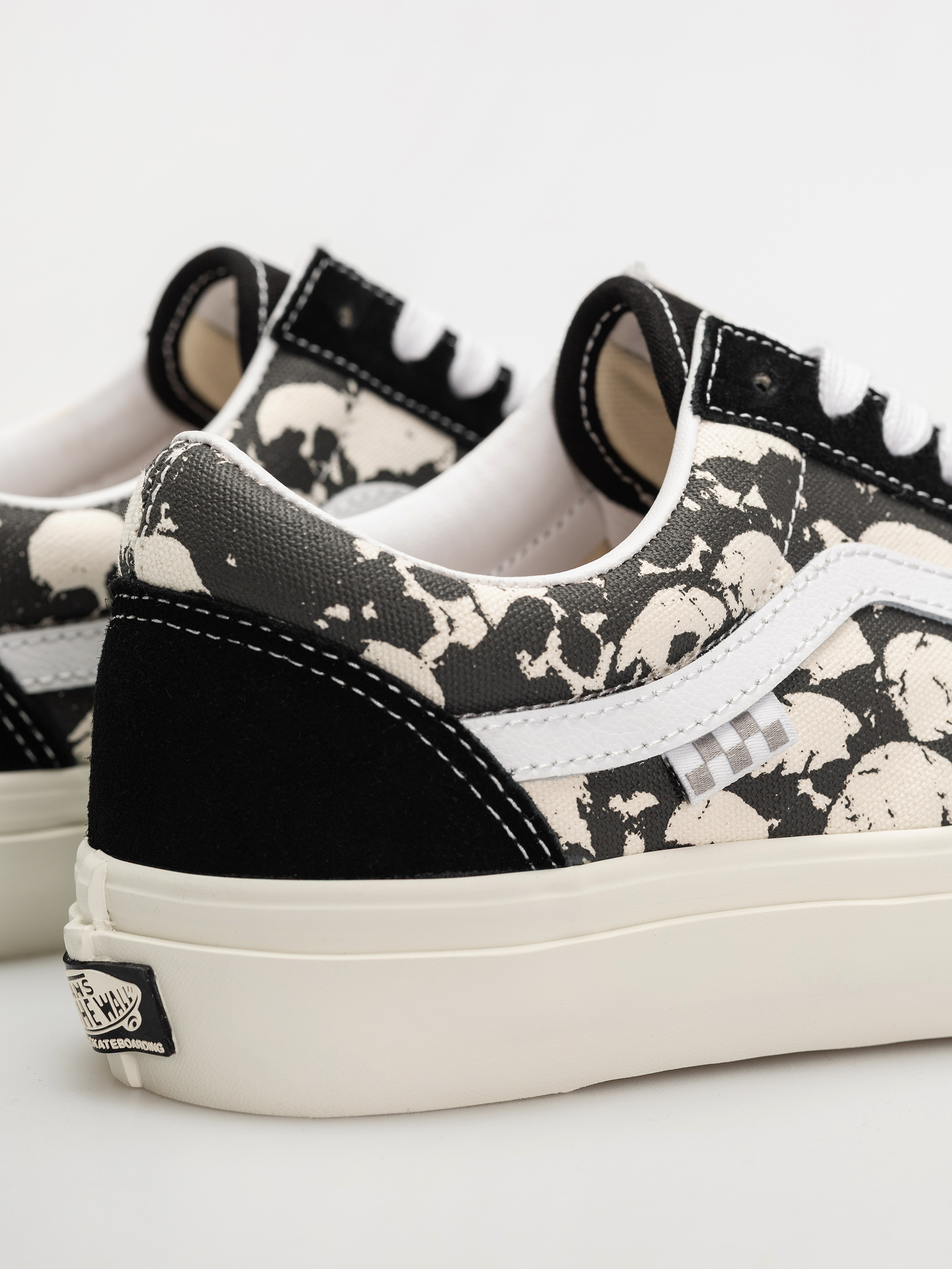 Buty Vans Skate Old Skool (skull pile black/white/gum)