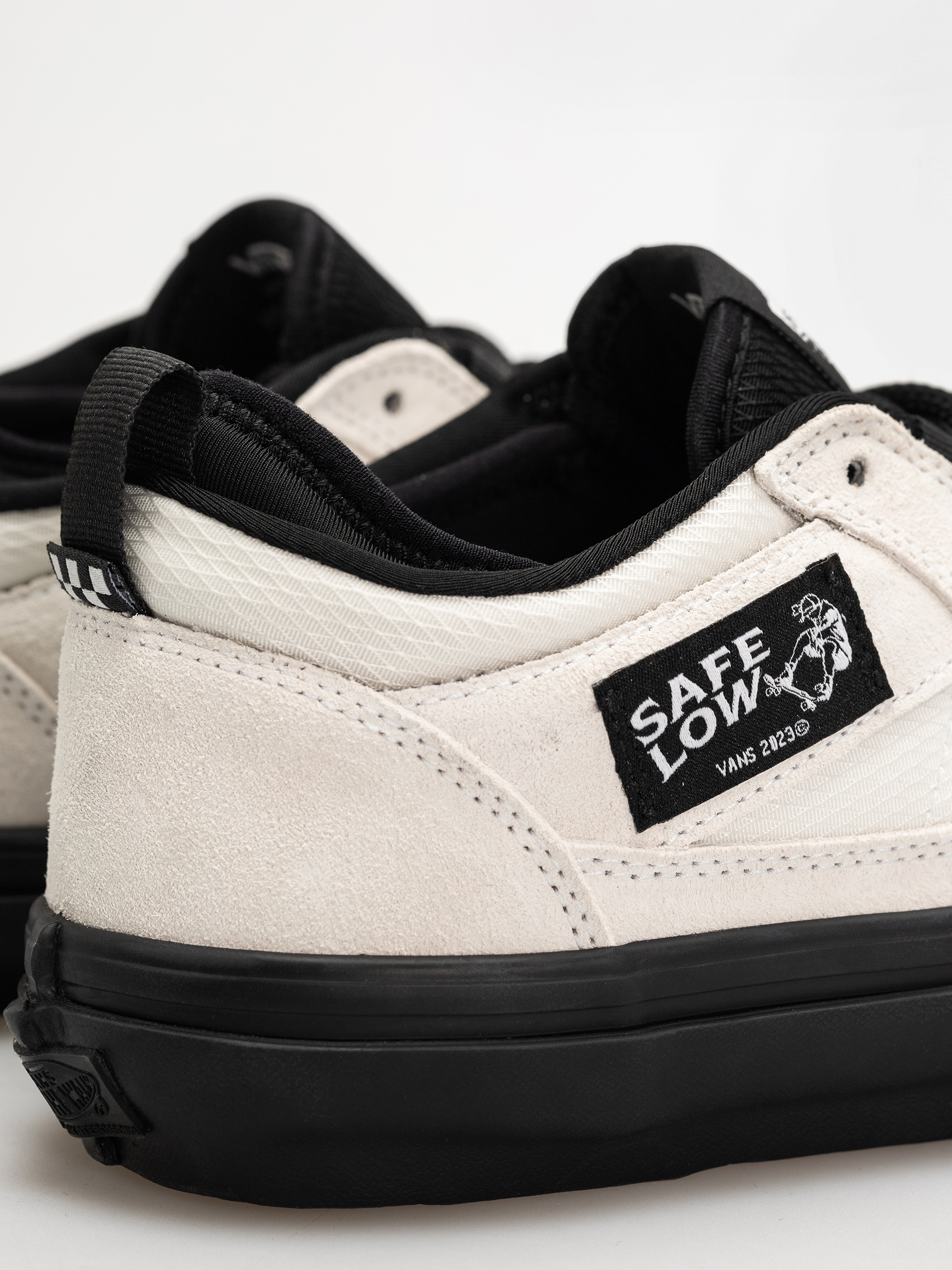 Buty Vans Skate Safe Low (atiba bone white/black)