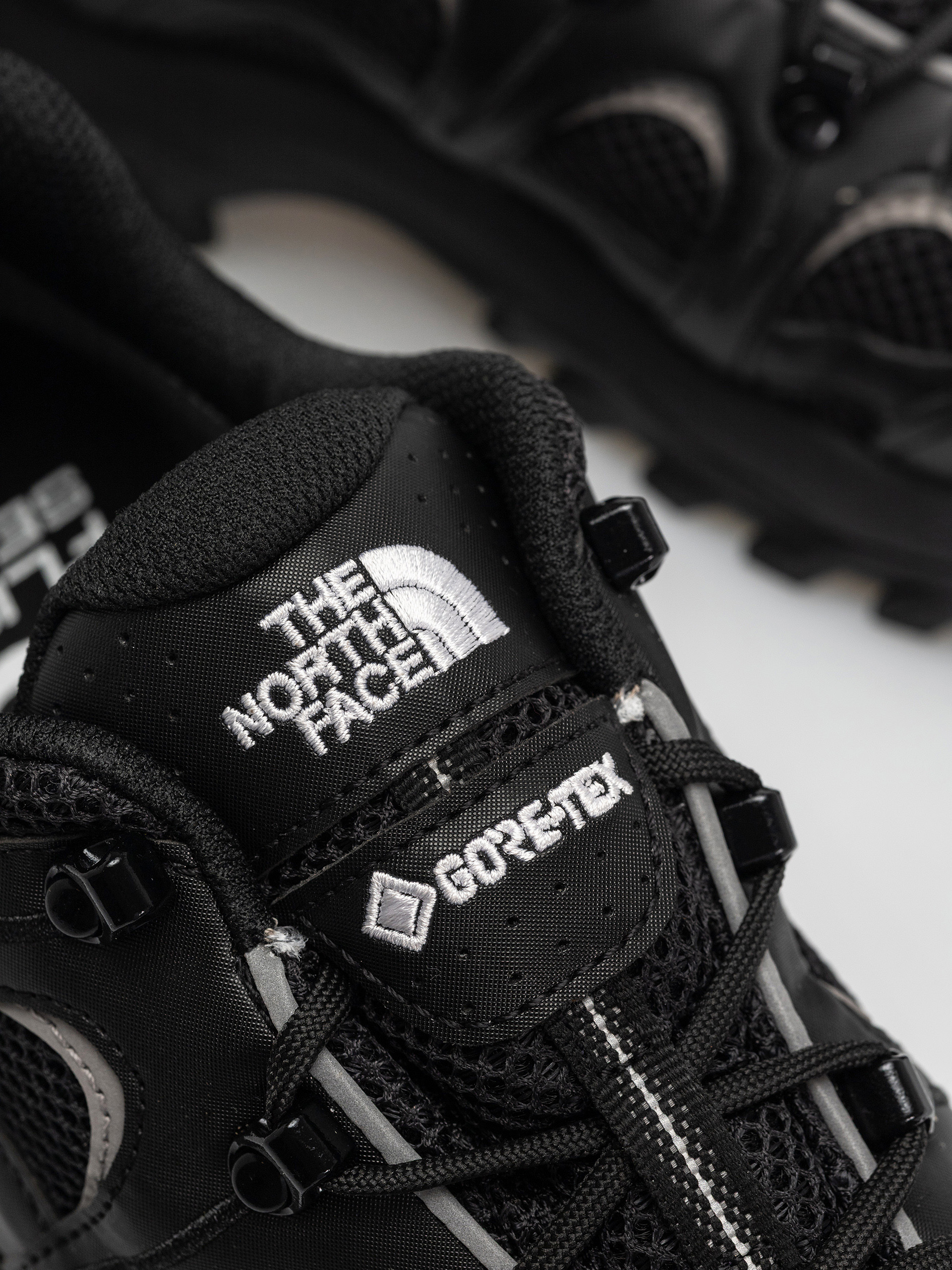 Buty The North Face Hedgehog 06 Rvst Gore Tex (tnf black/tnf white)