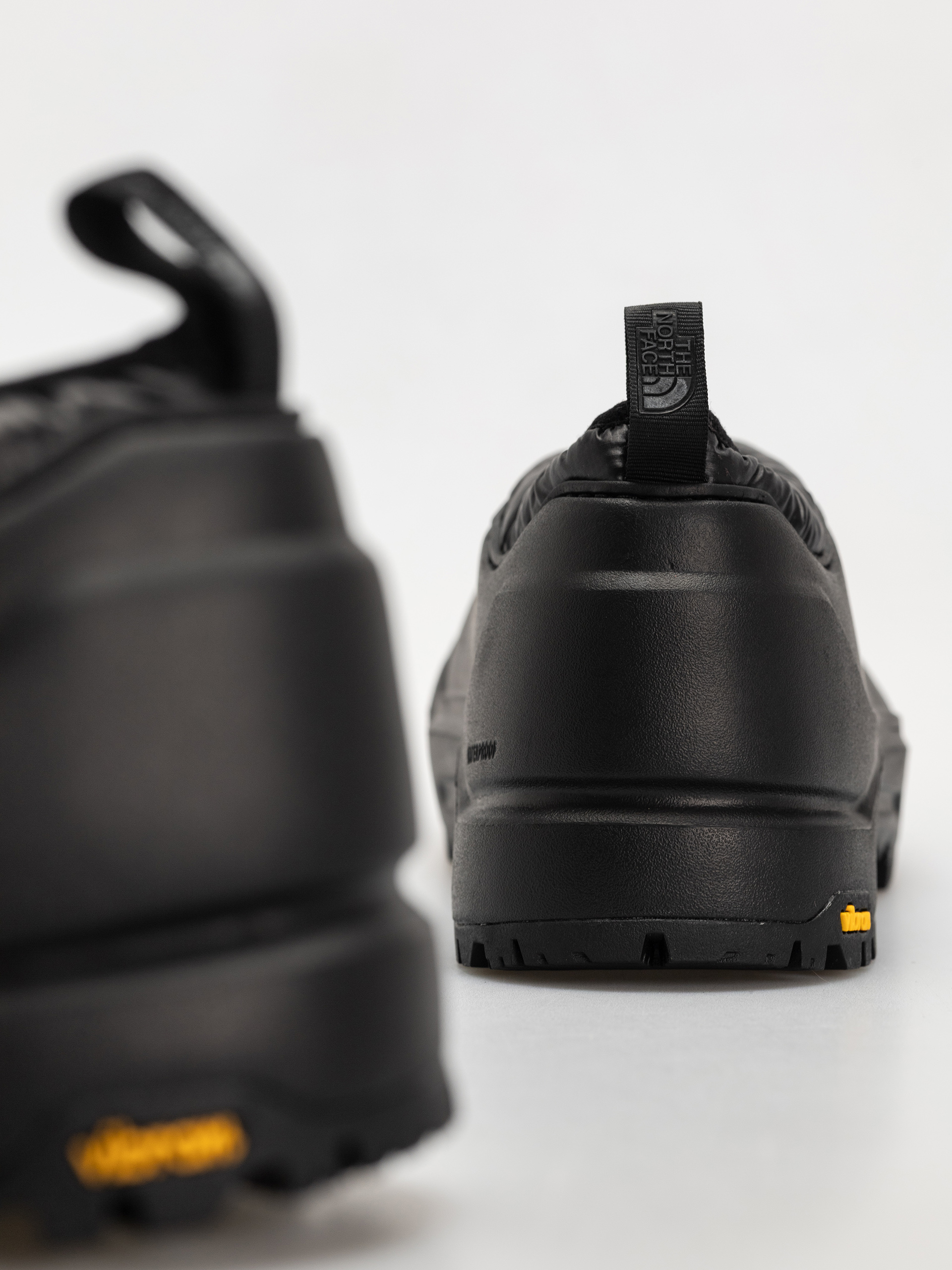 Buty The North Face Base Camp Wp Mule (tnf black/tnf black)