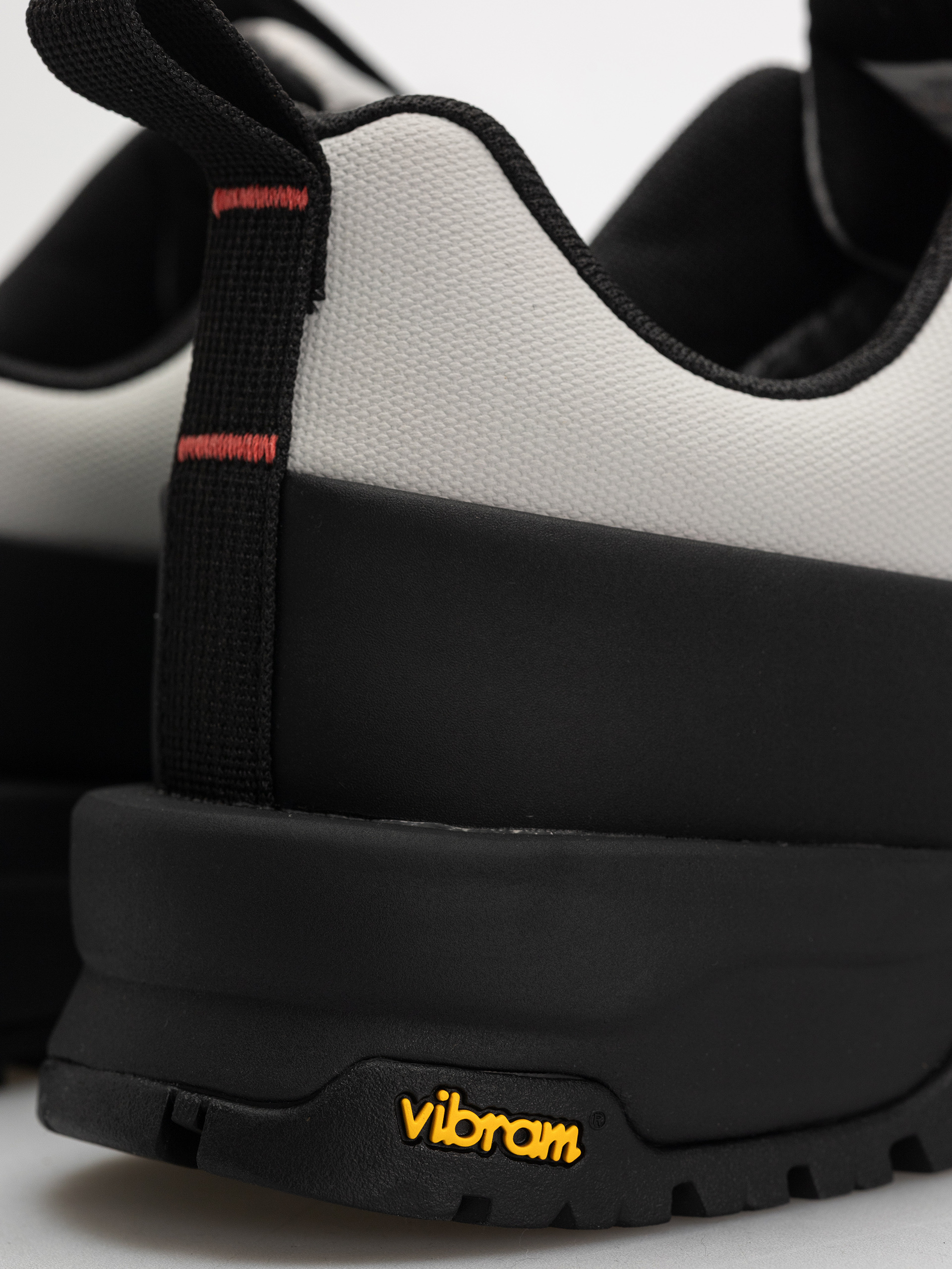 Buty The North Face Glenclyffe Low Gore Tex (high rise grey/tnf red)