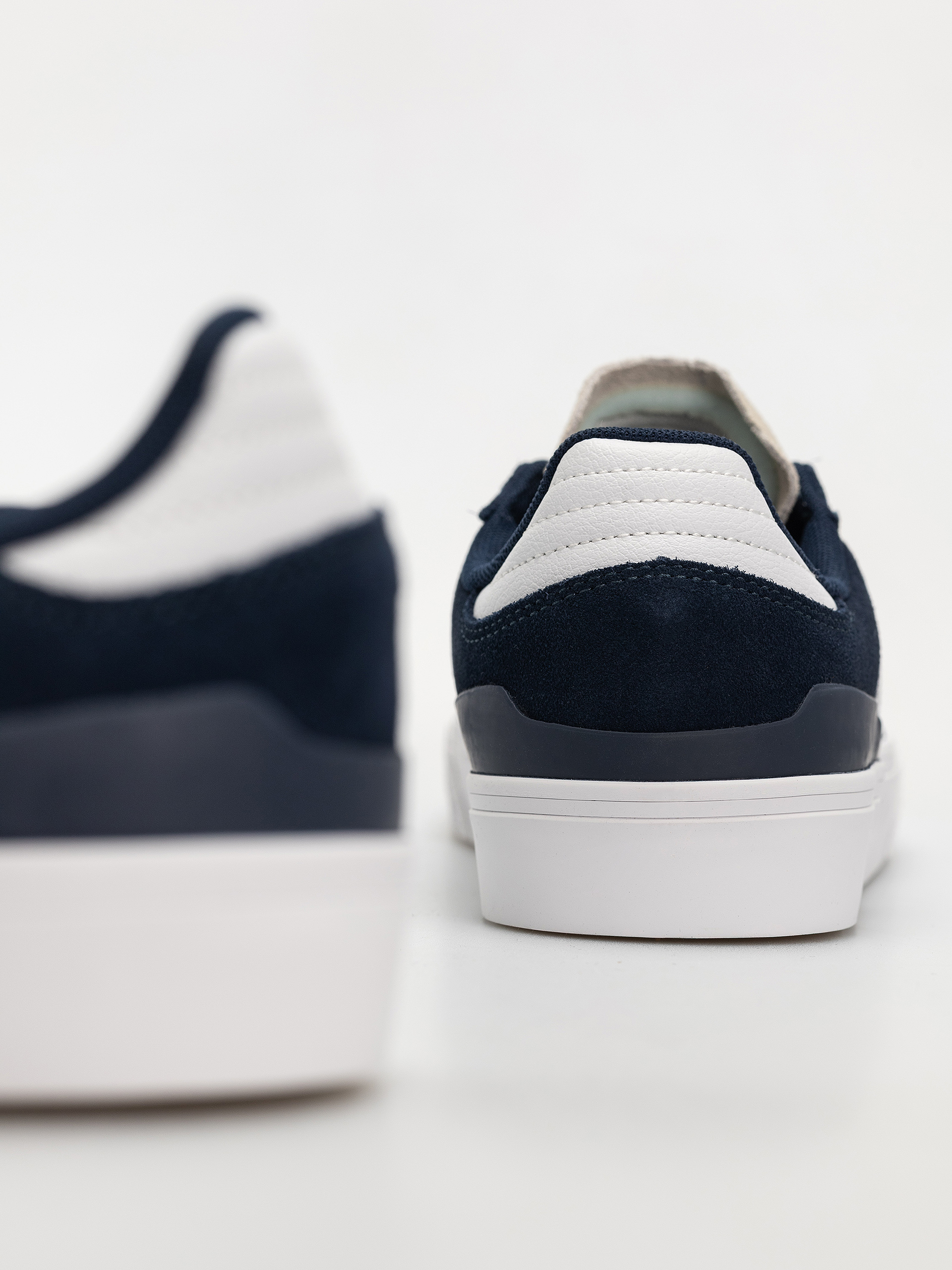 Buty adidas Busenitz Vulc II (conavy/crywht/ftwwht)