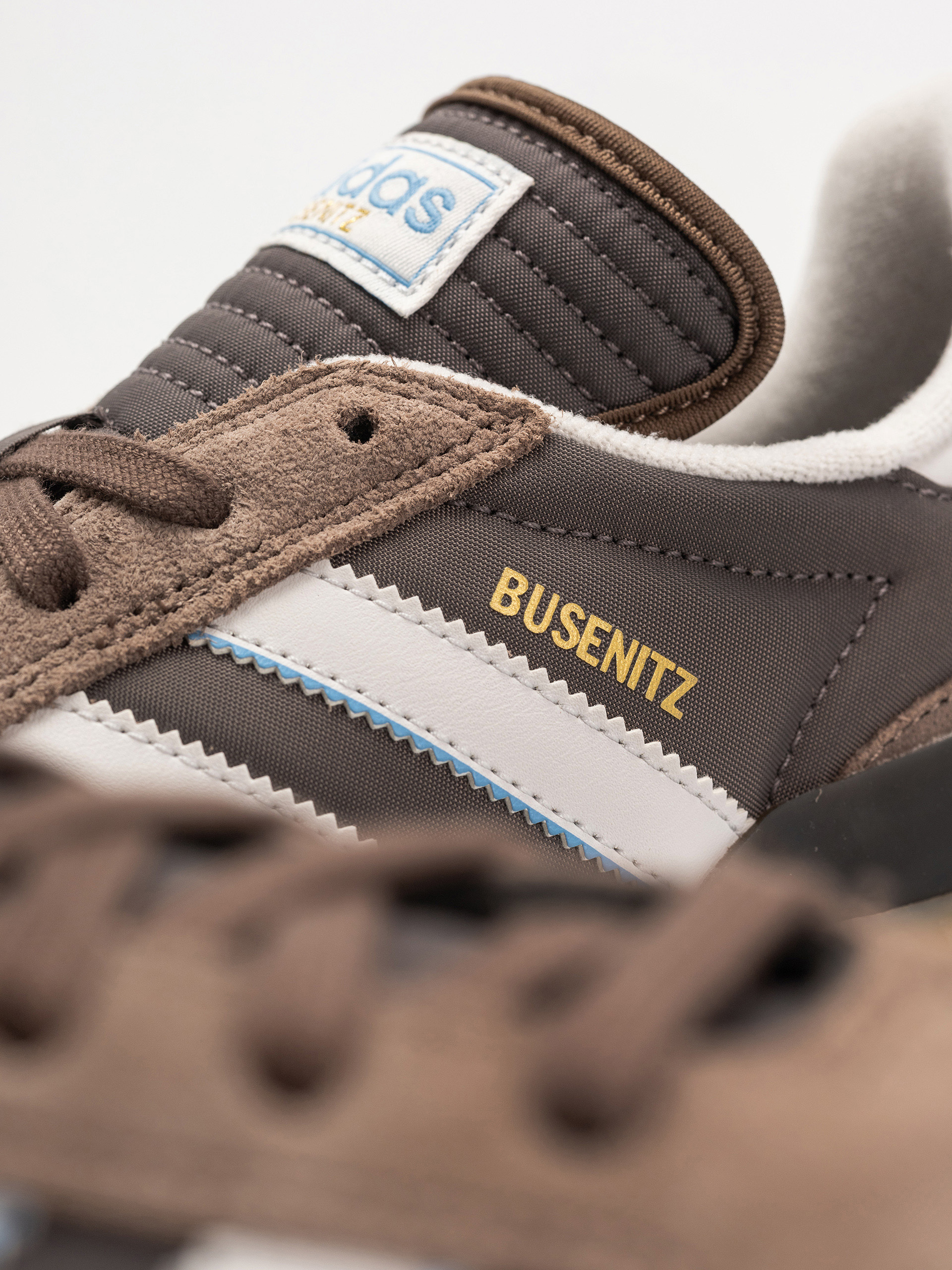 Buty adidas Busenitz Indoor Super (earstr/crywht/chacoa)