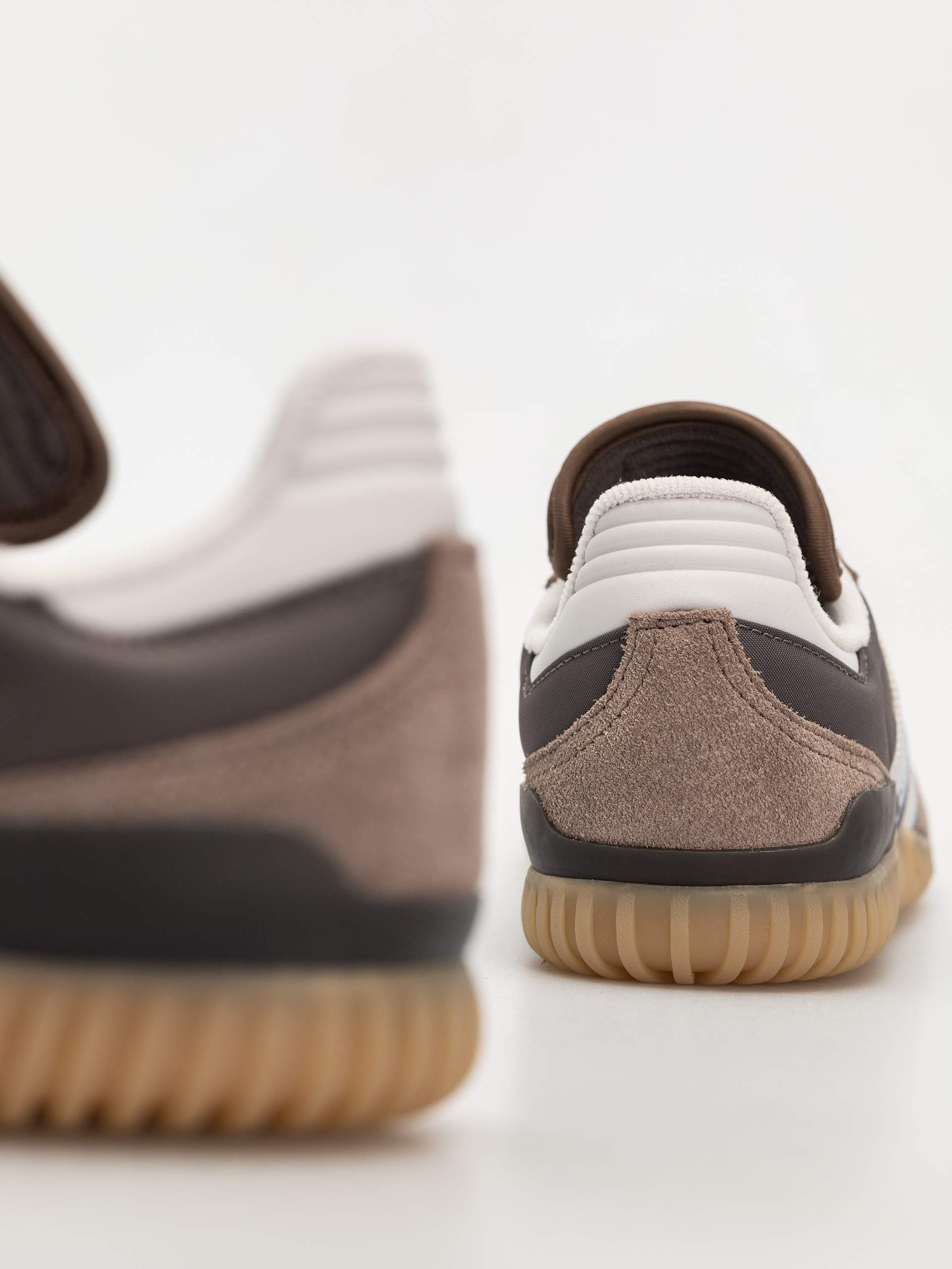 Buty adidas Busenitz Indoor Super (earstr/crywht/chacoa)