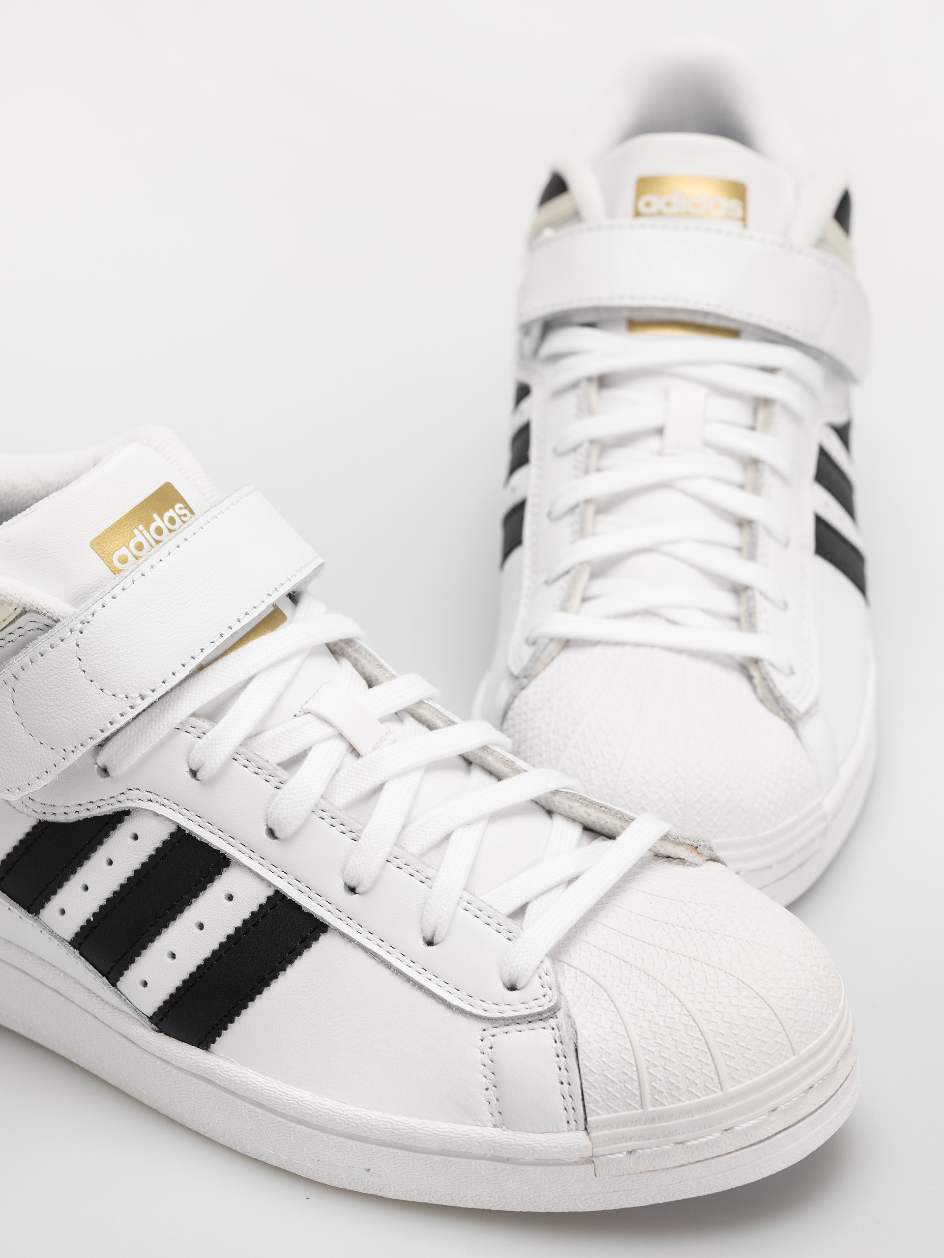 Buty adidas Pro Shell Adv (ftwwht/cblack/goldmt)
