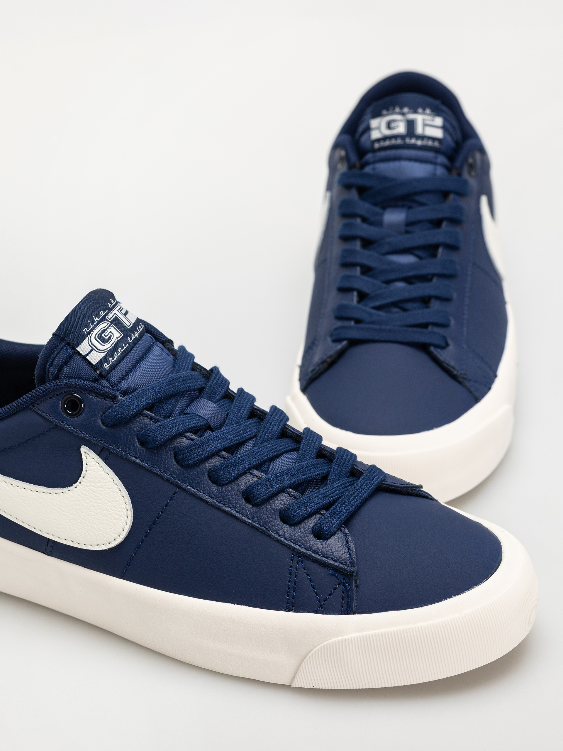 Buty Nike SB Blazer Low Pro GT (blue void/sail blue void)