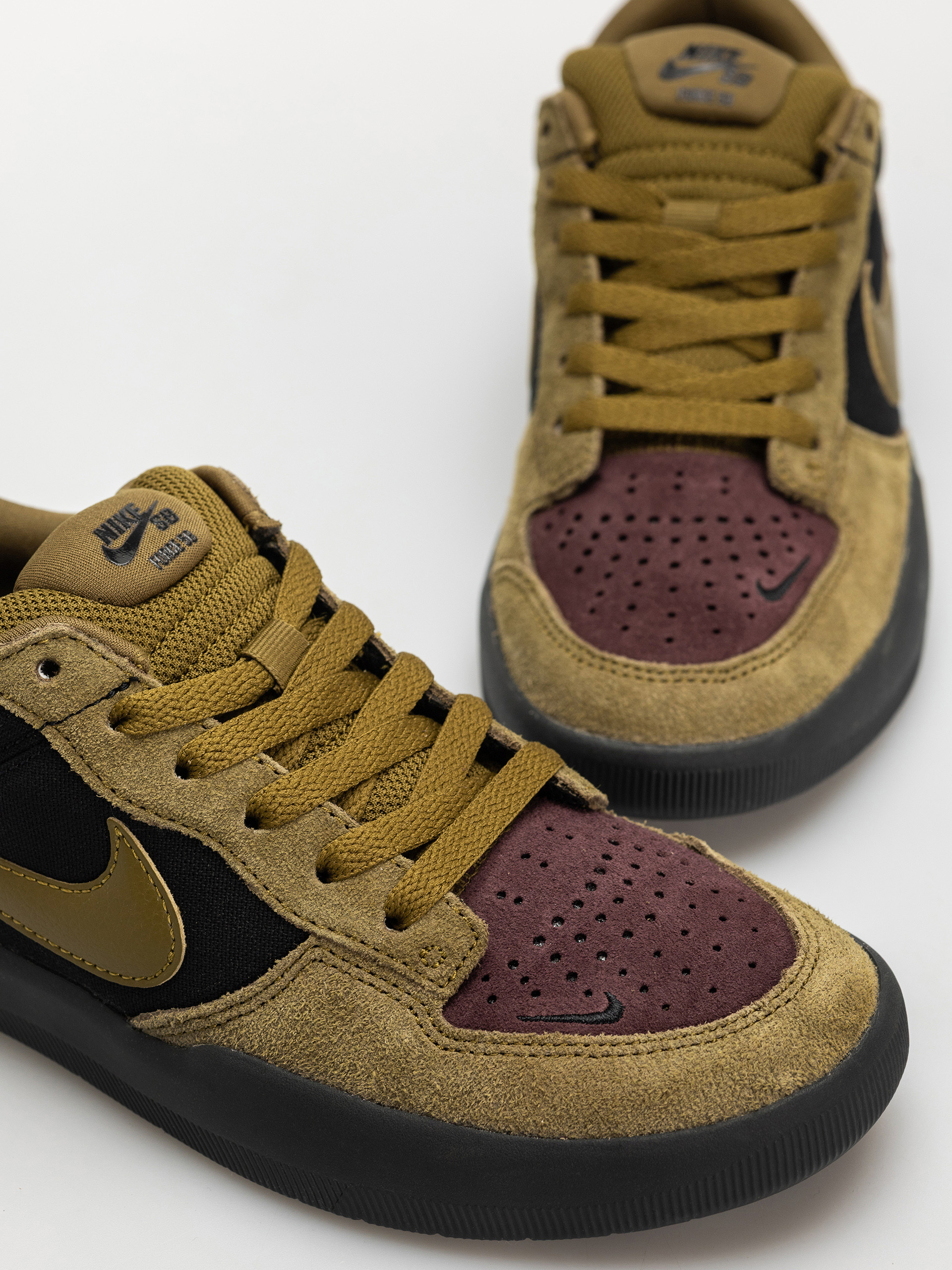 Buty Nike SB Force 58 (black/olive flak burgundy crush off noir)
