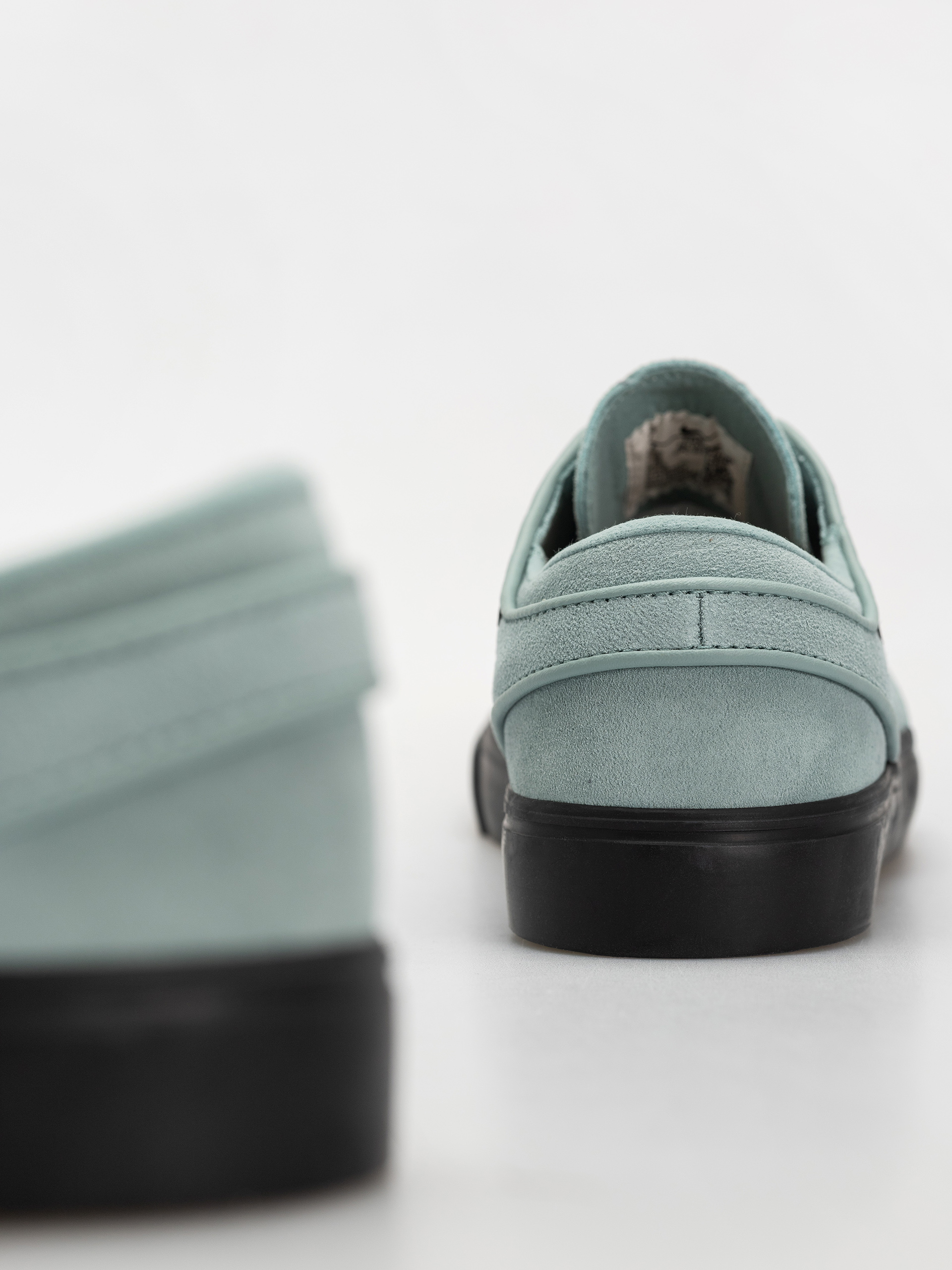 Buty Nike SB Zoom Janoski OG+ (cannon/black black gum light brown)