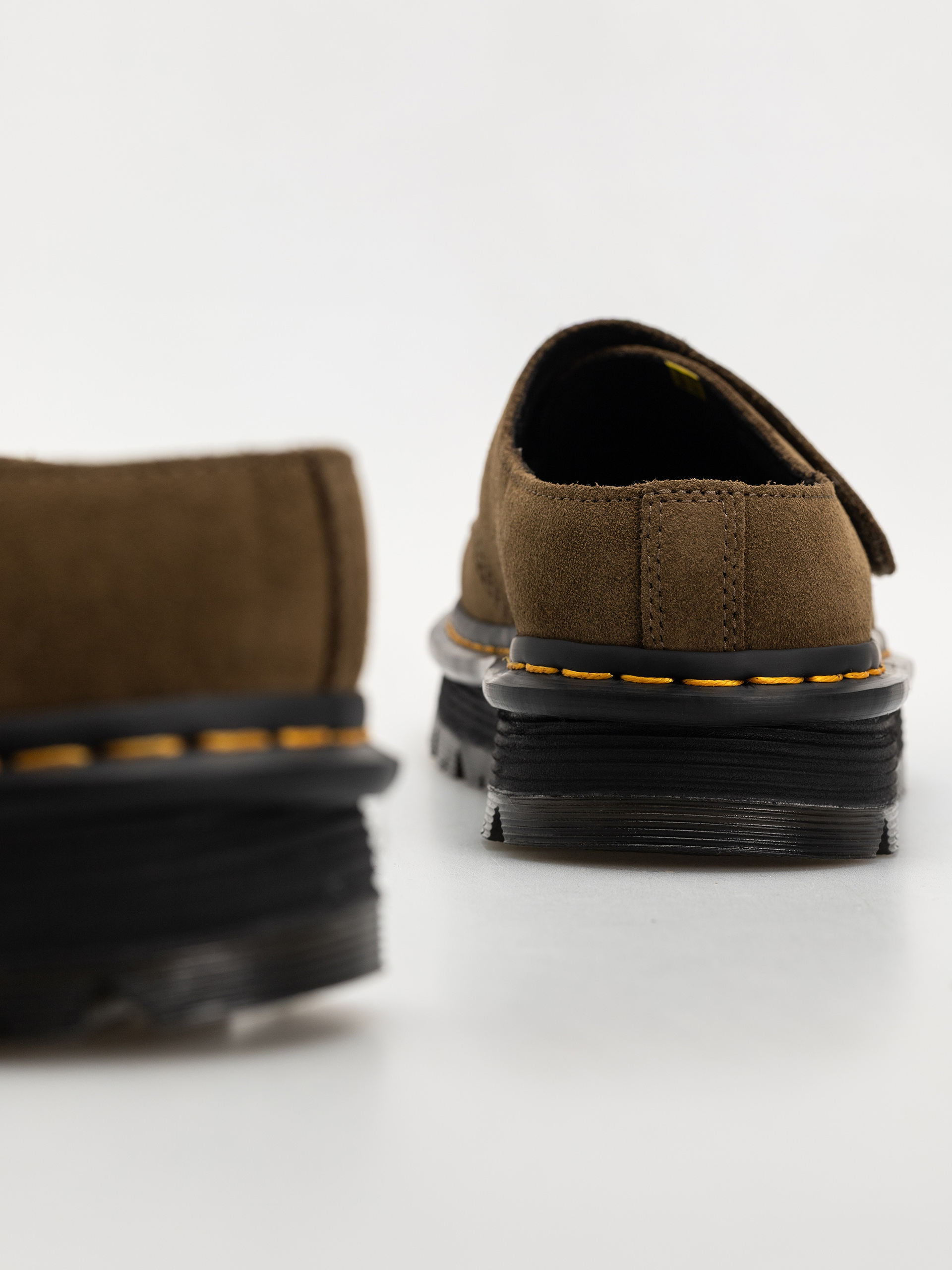 Buty Dr. Martens ZebZag AnyWair Mule (dms olive eh suede)