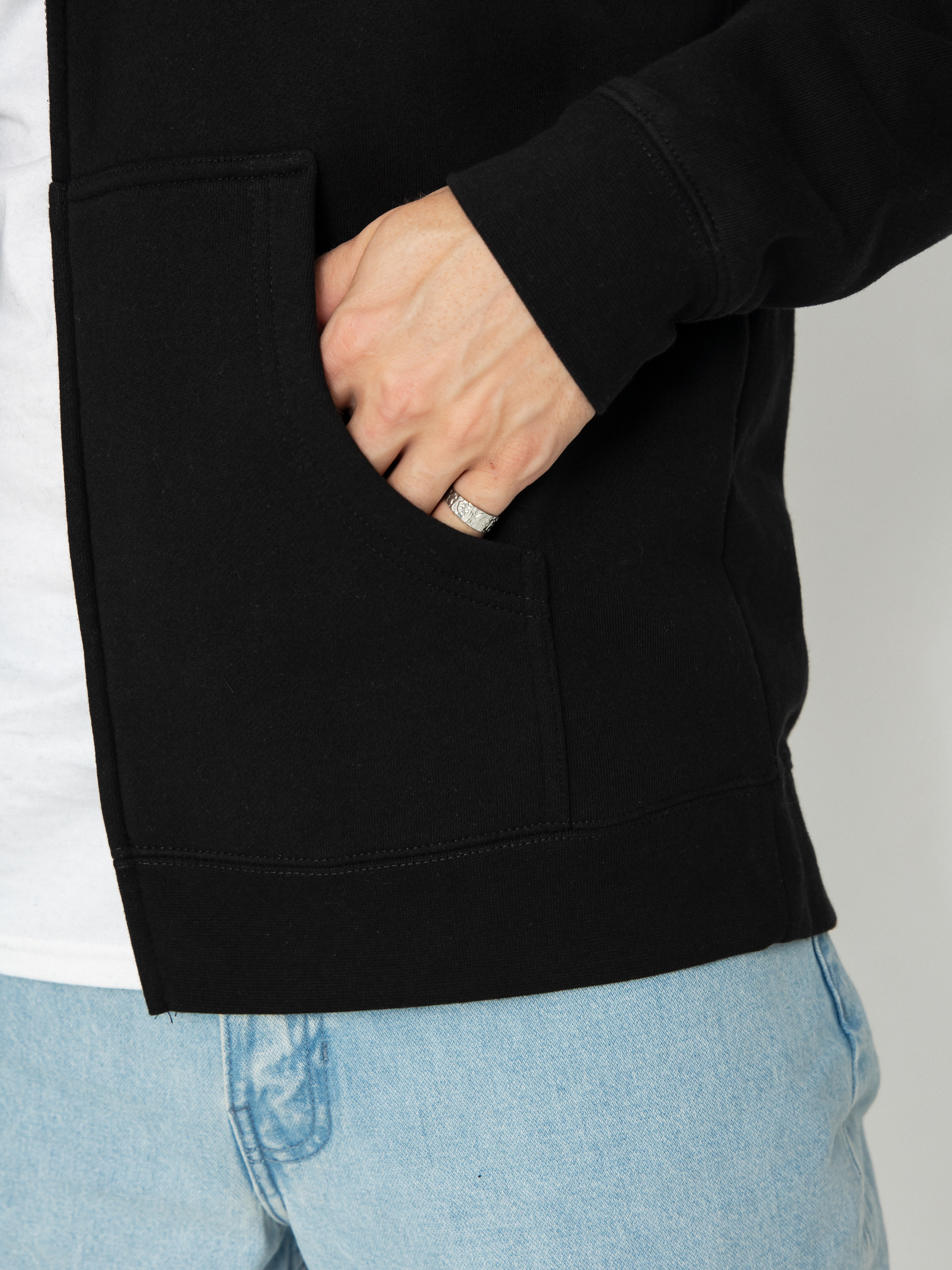 Bluza z kapturem Antihero Lil Pigeon Emb ZHD (black w/multi color embroidery)