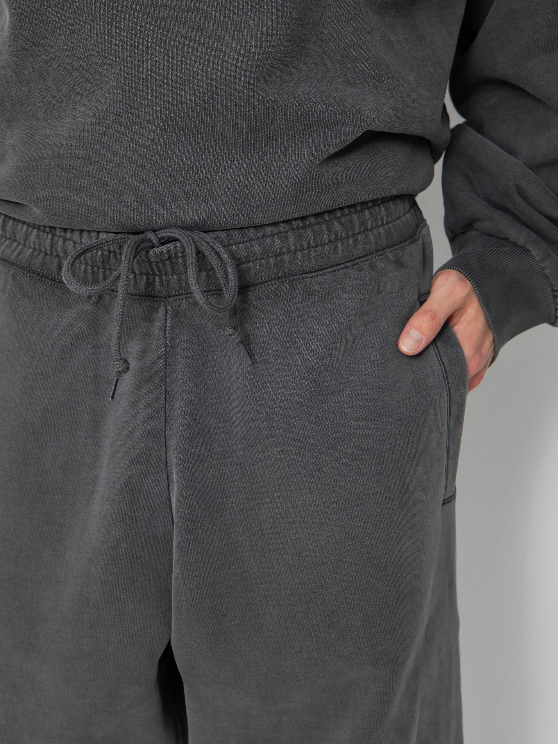 Spodnie Carhartt WIP Vista Grand Sweat (black/garment dyed)