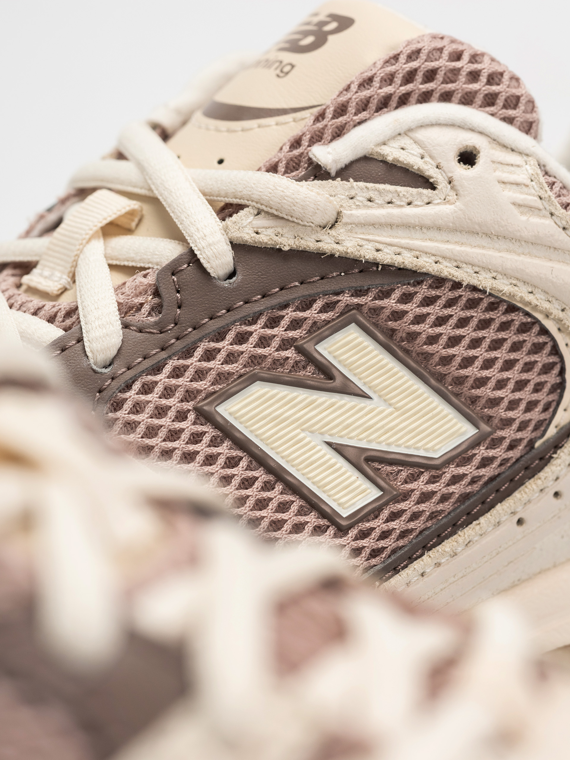 Buty New Balance 530 (bisque)