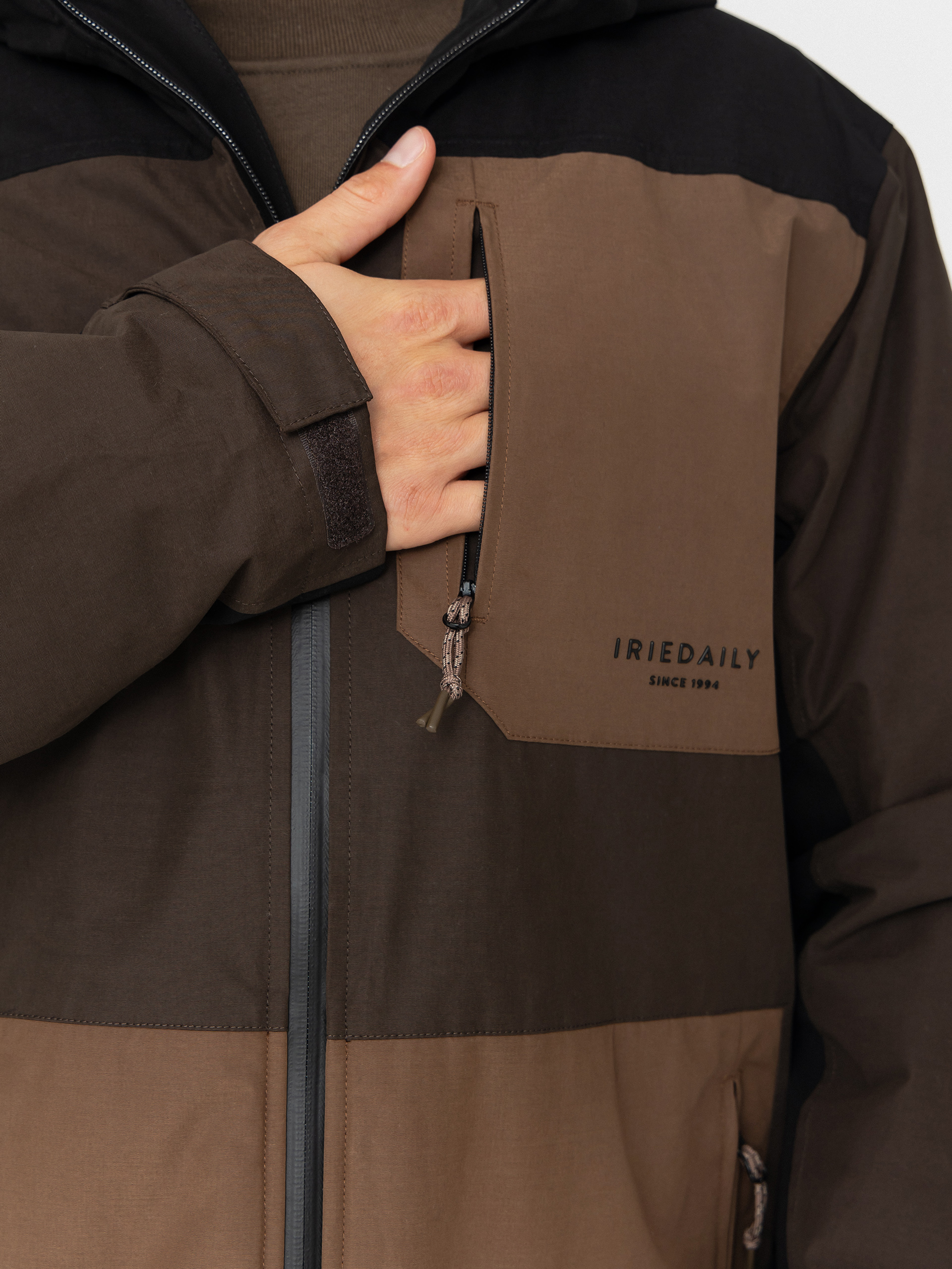 Kurtka Iriedaily Nilas Anorak (dark coffee)