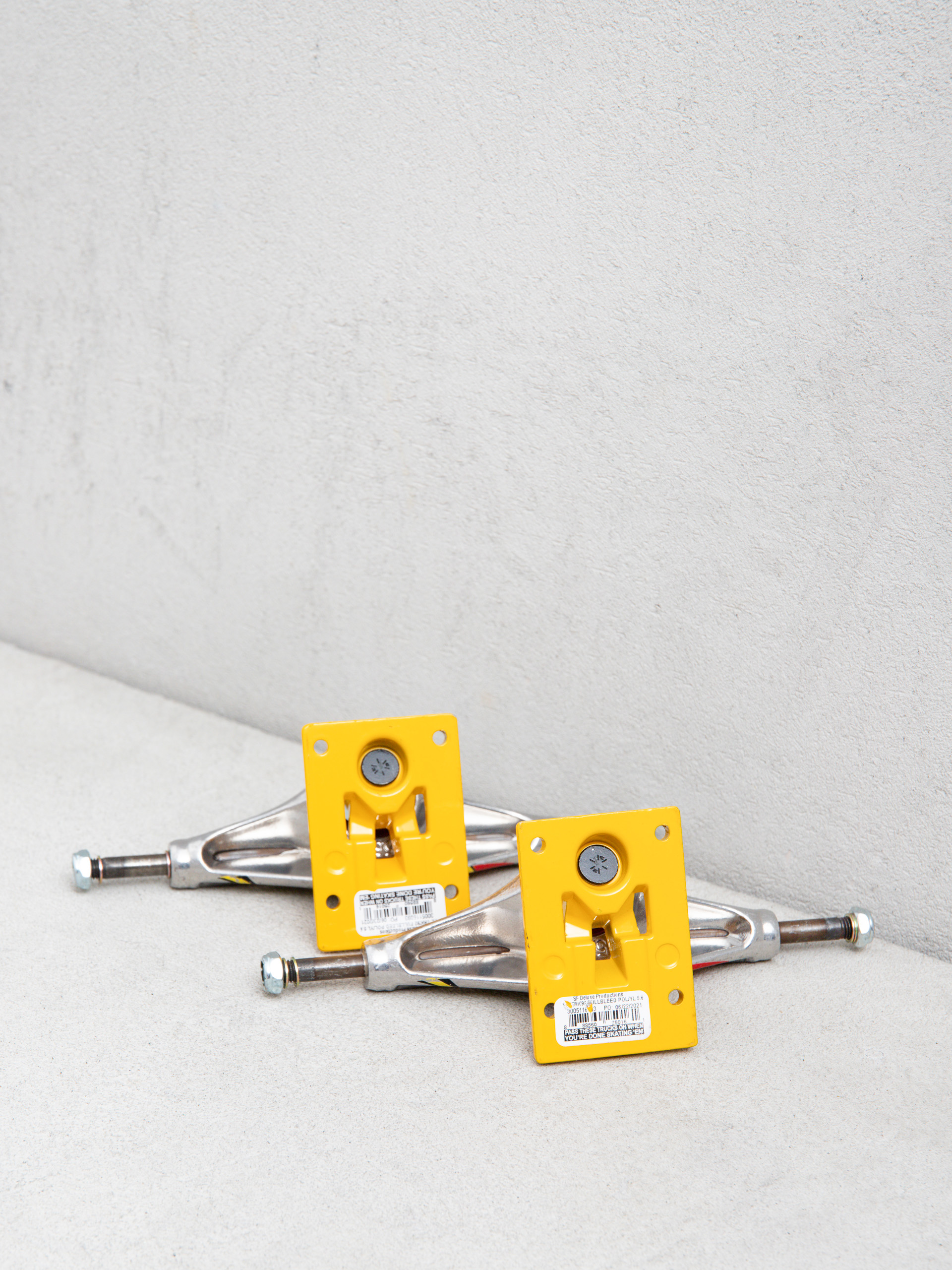 Traki Venture Full Bleed (polished/yellow)