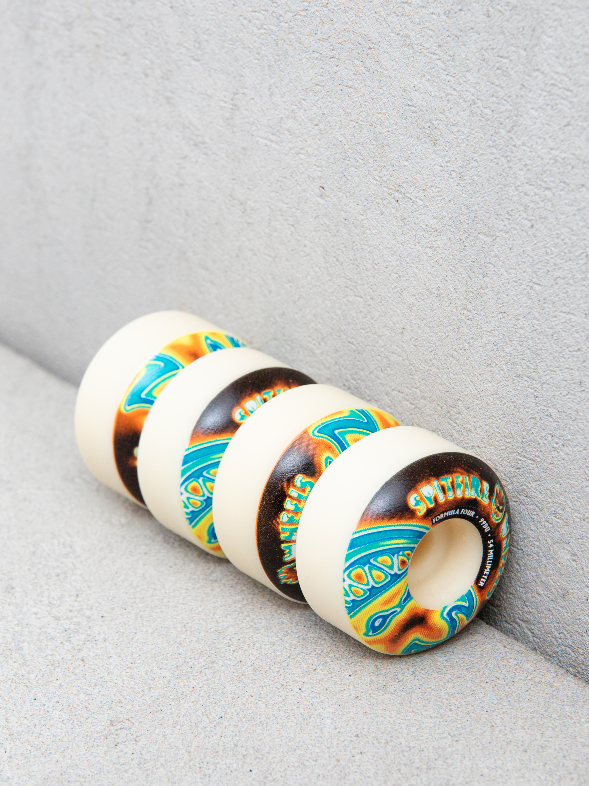 Kółka Spitfire F4 99D Radioactive Bighead (natural)