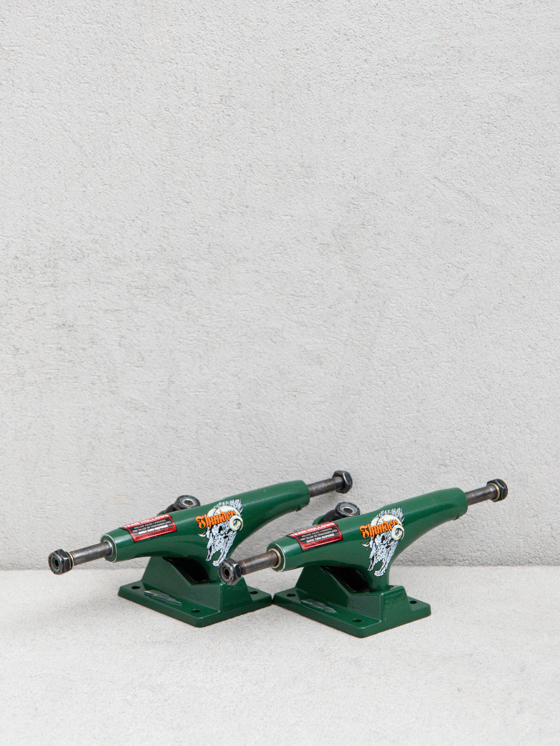 Traki Thunder Screaming Shadowhorn Team Hollow (green)