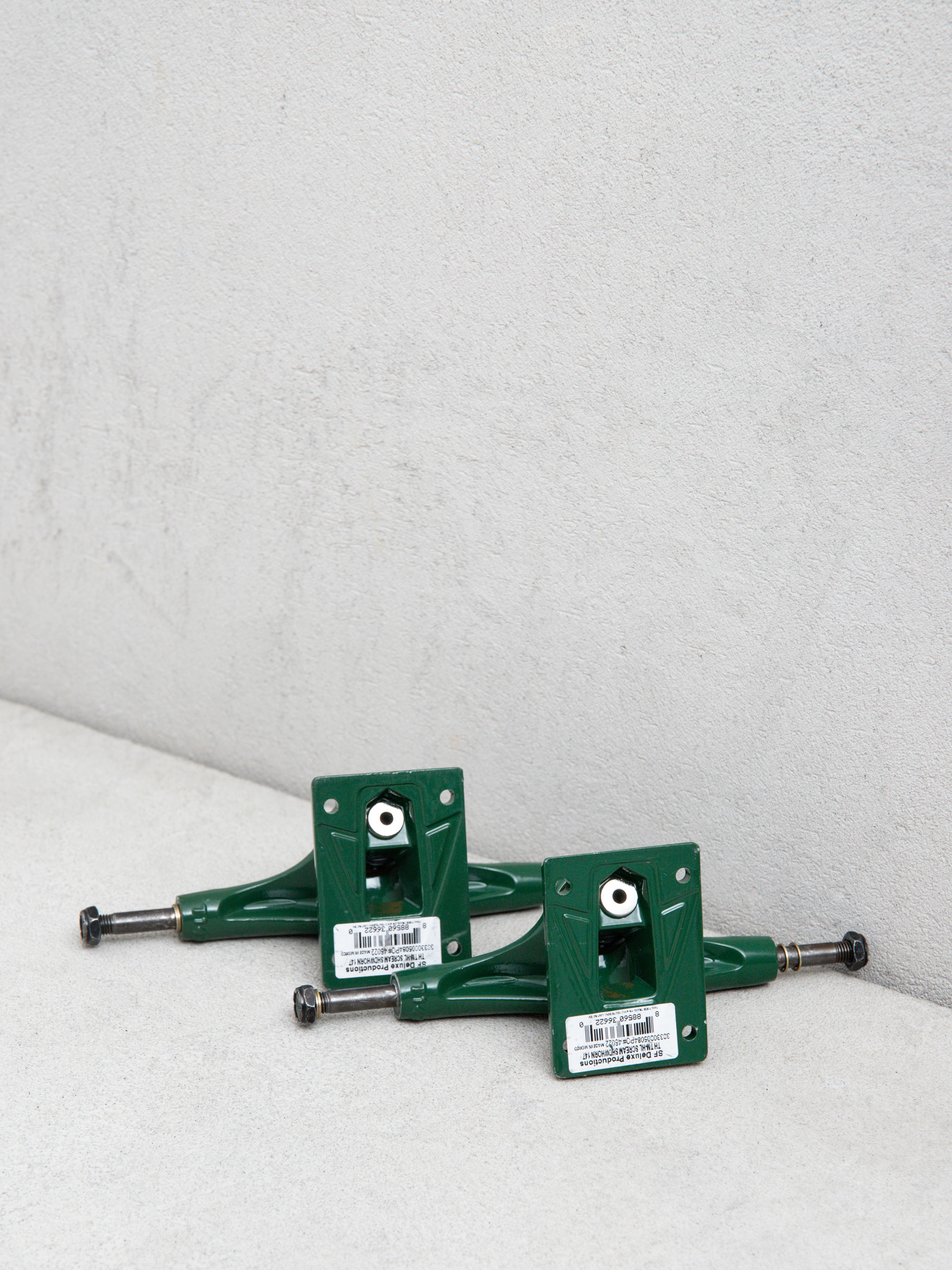 Traki Thunder Screaming Shadowhorn Team Hollow (green)