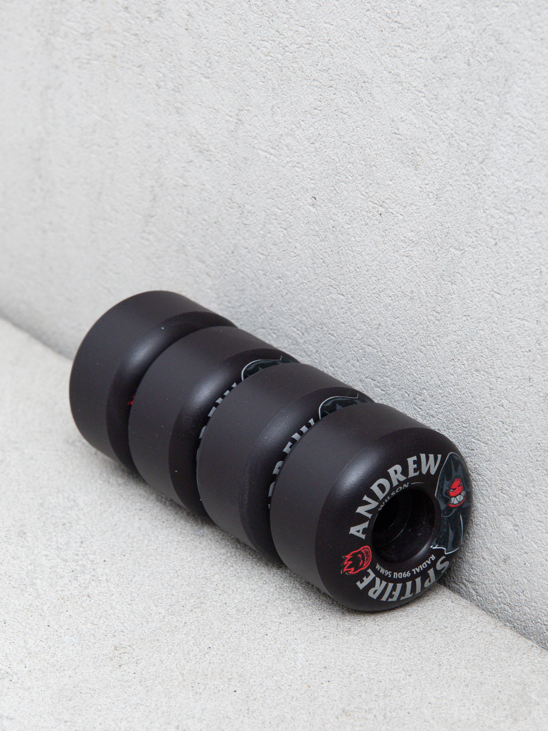 Kółka Spitfire F4 99D Andrew Wilson Burn Squad Radial (black)