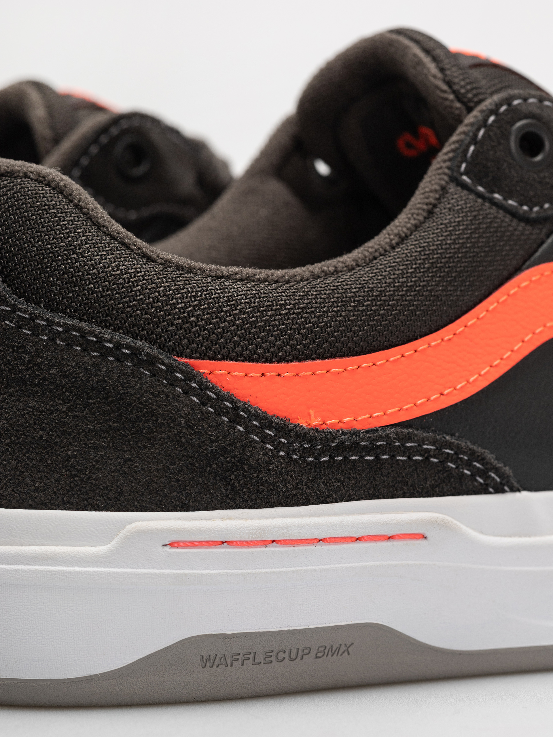 Buty Vans Bmx Proof Wafflecup (fade black/coral)