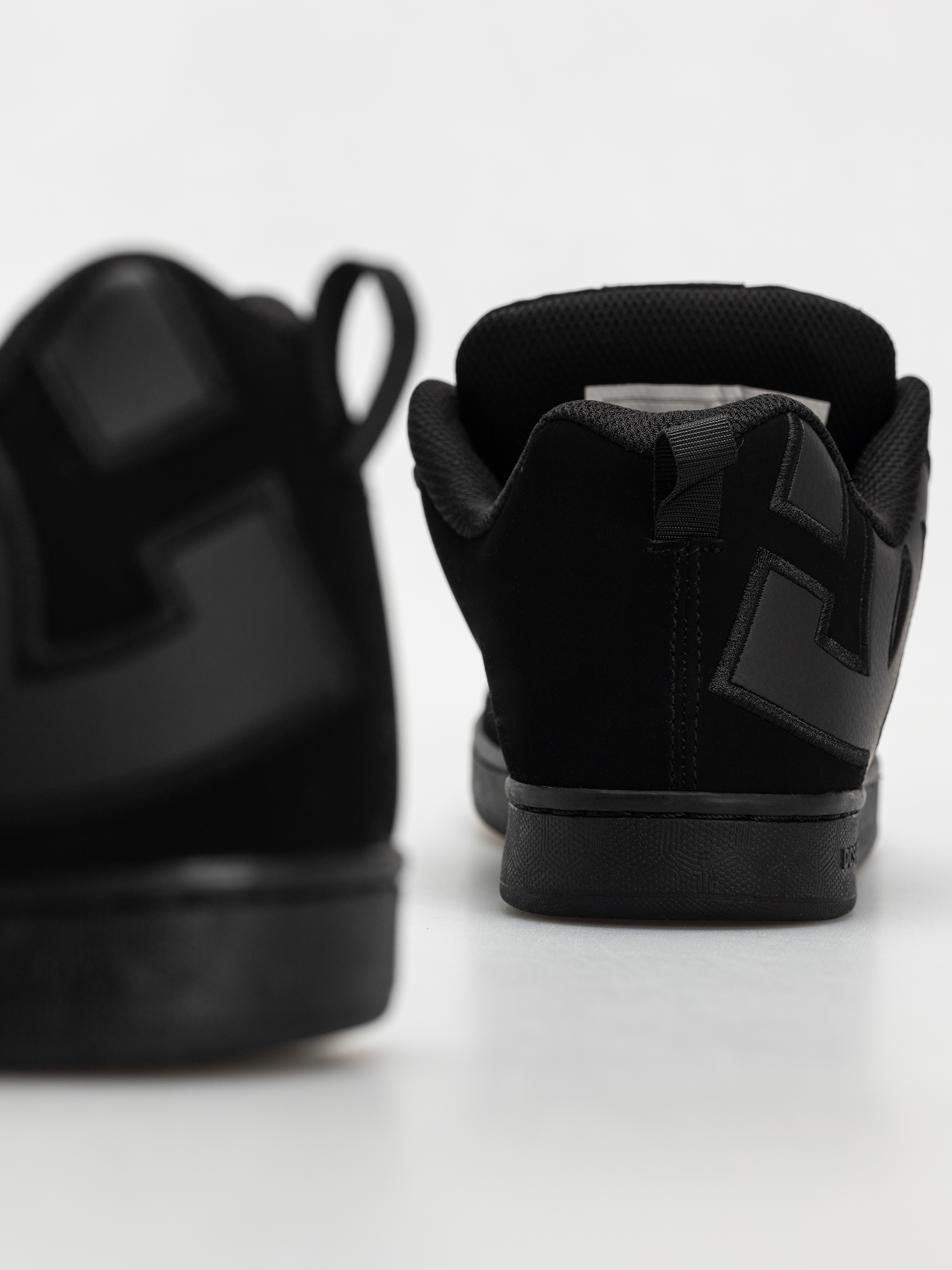 Buty DC Court Graffik Wmn (black/black/black)