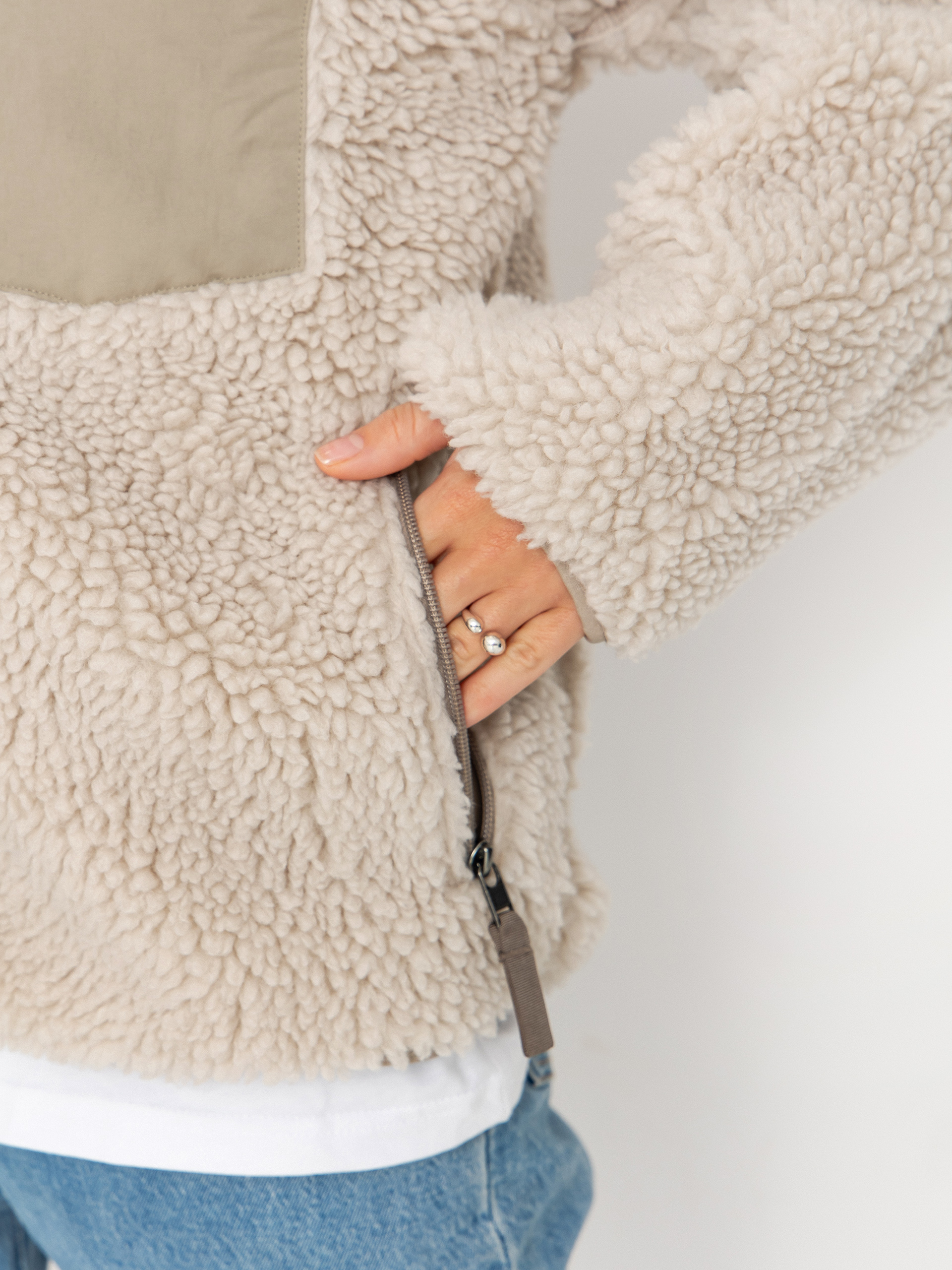 Kurtka Patagonia Classic Retro X Wmn (natural)