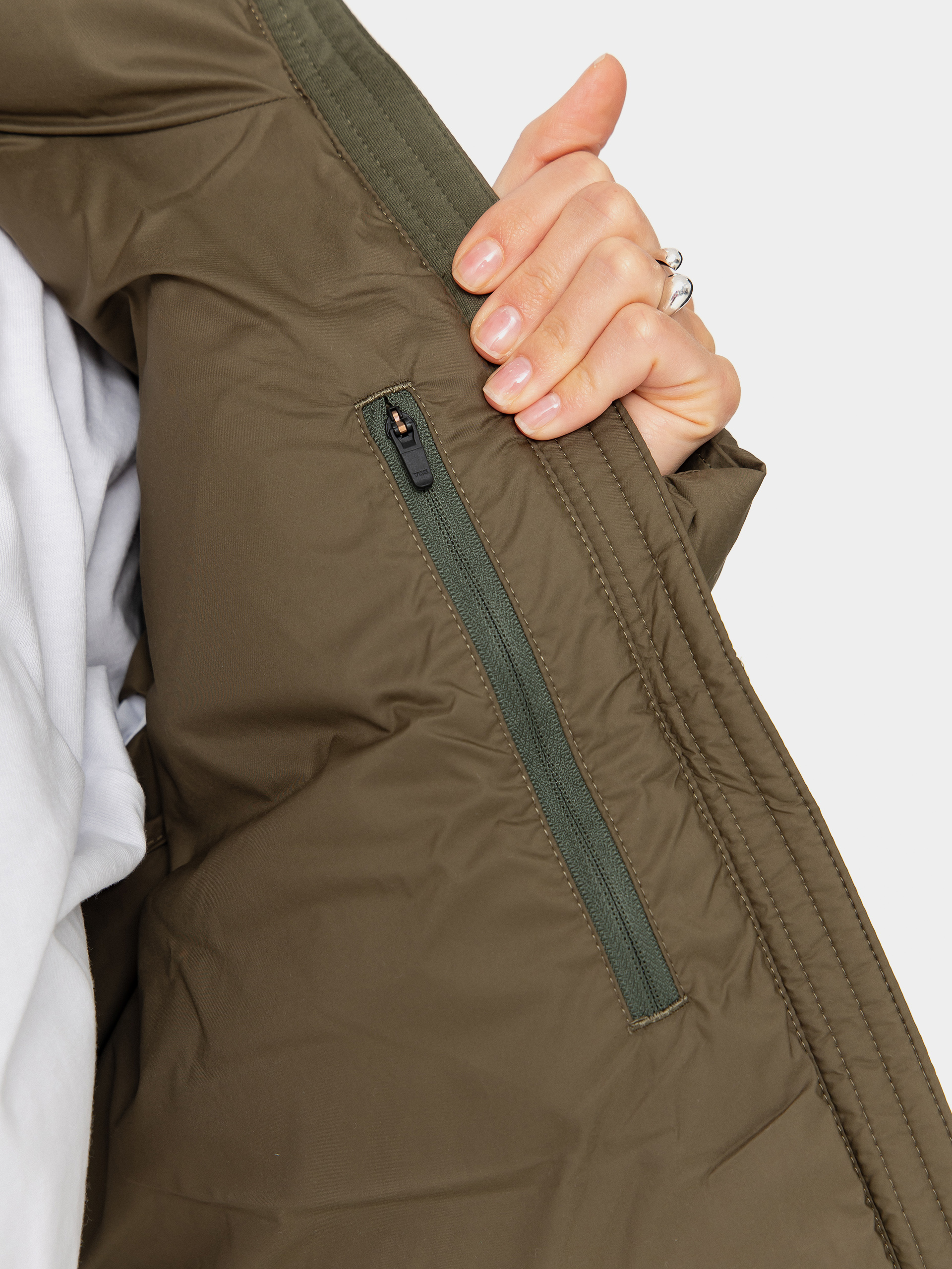 Kurtka Patagonia Silent Down Wmn (basin green)